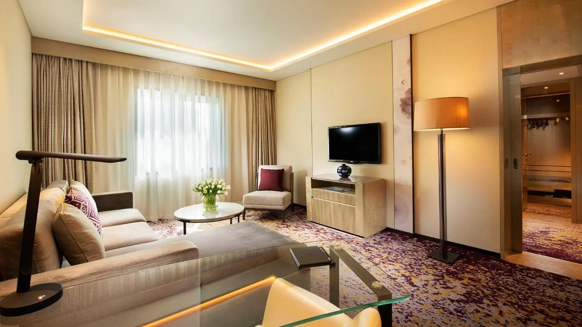 Living room, Seating Area in Kempinski Hotel Beijing Yansha Center