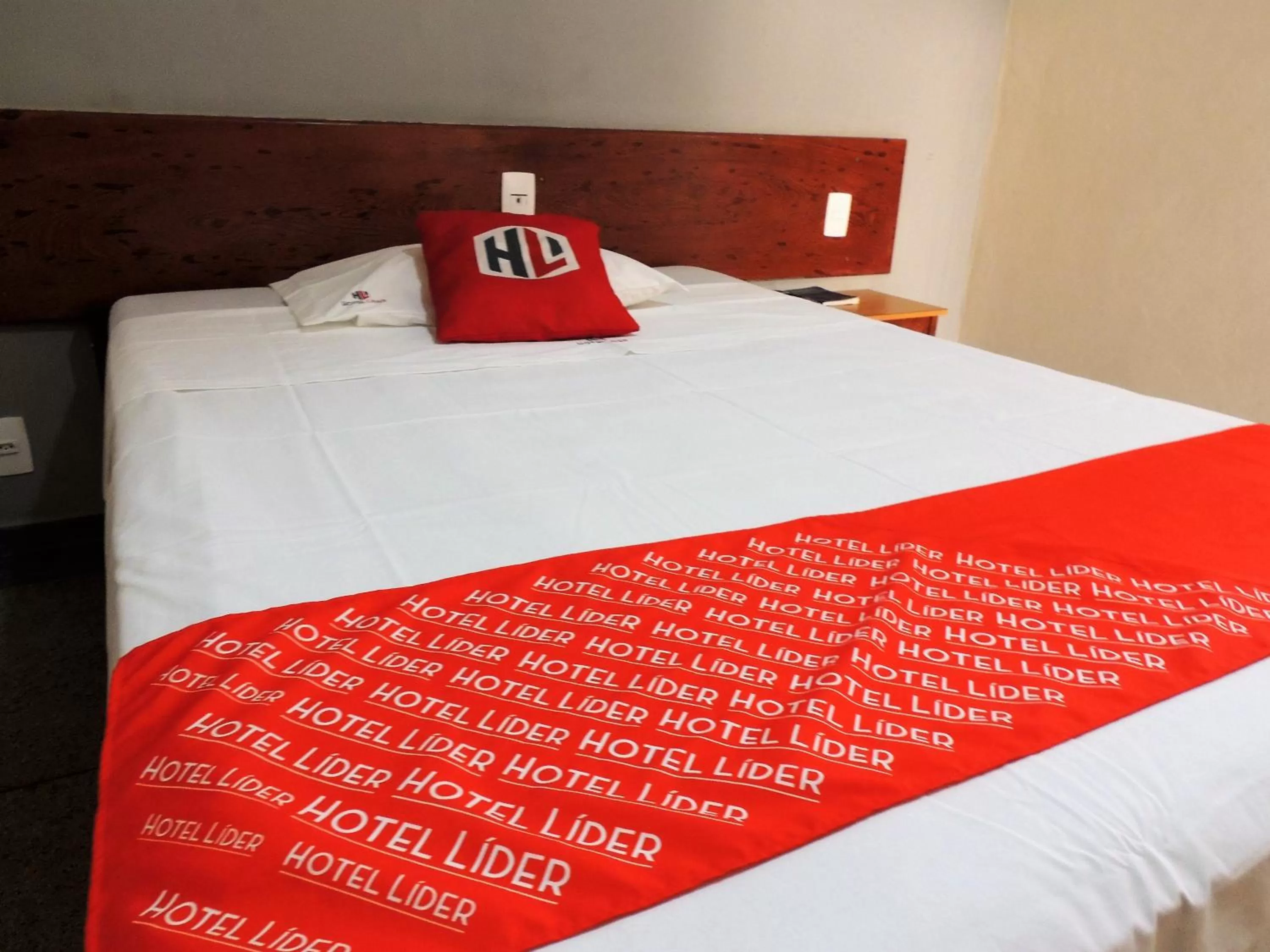 Bedroom, Bed in Hotel Líder