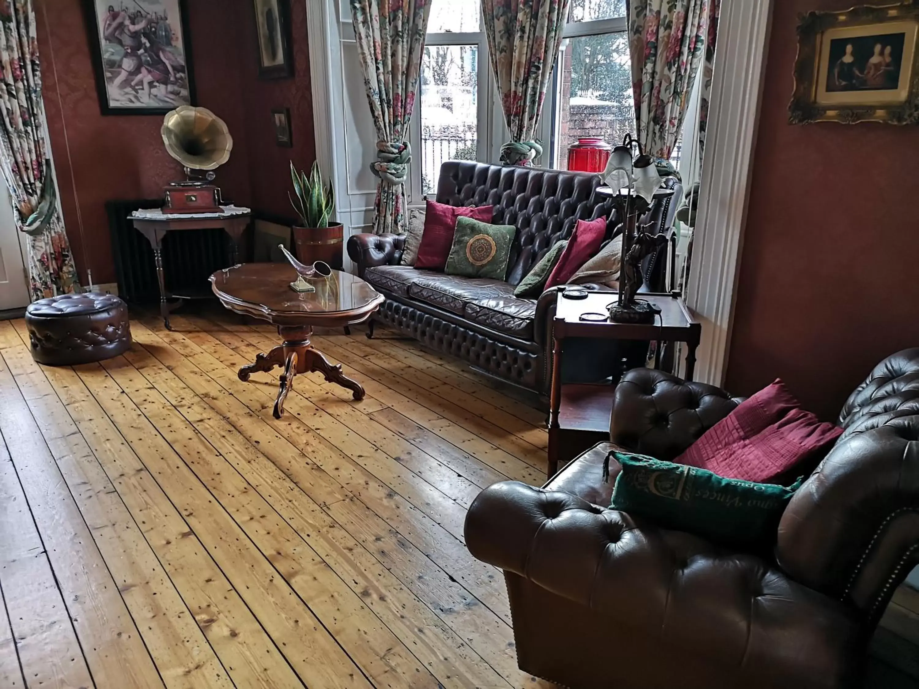 Living room, Seating Area in Glen Gat House