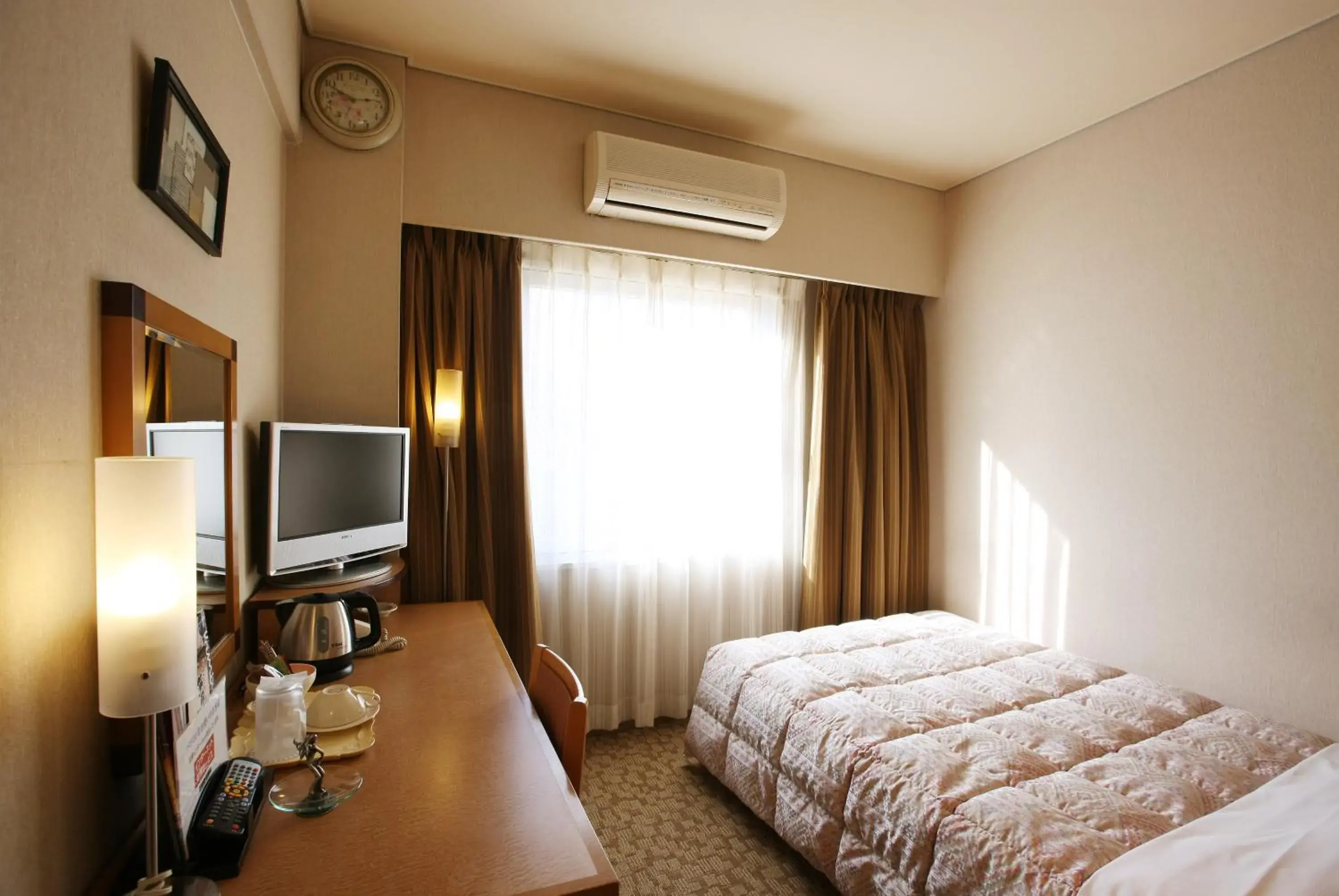 Photo of the whole room, Bed in Hotel Tachibana