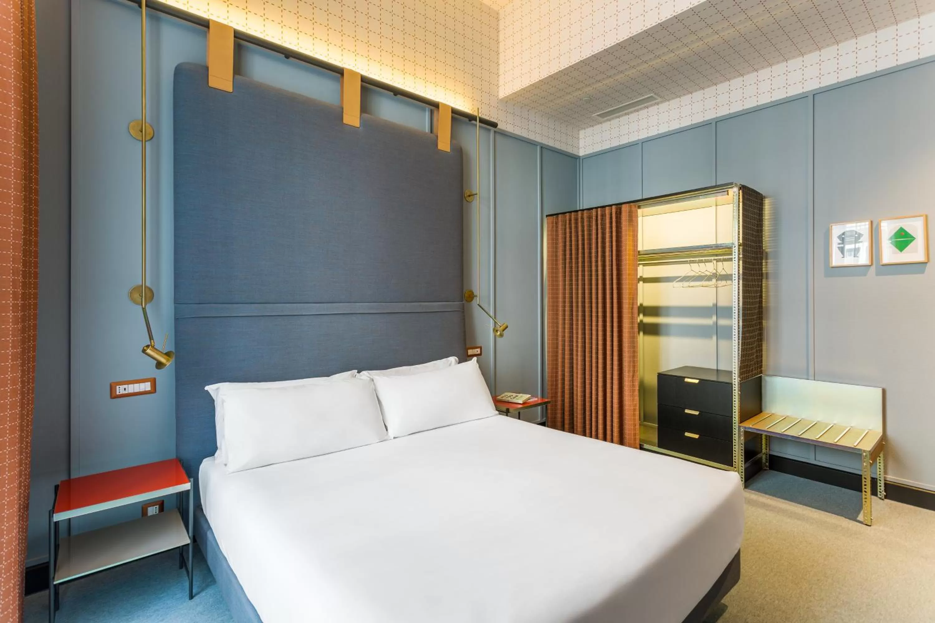 Photo of the whole room, Bed in Room Mate Collection Giulia, Milan