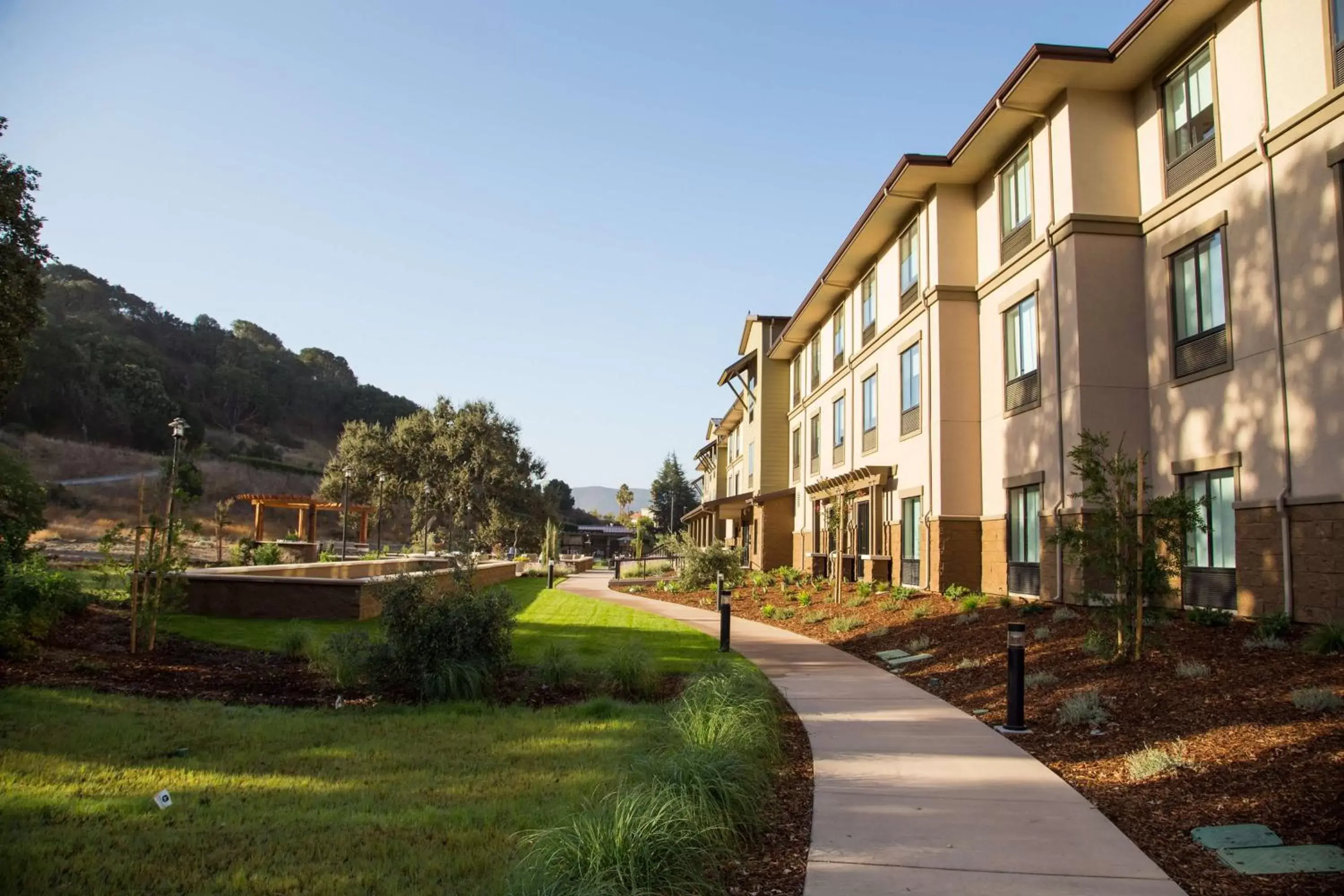 Garden, Property Building in Hampton Inn & Suites Buellton/Santa Ynez Valley, Ca