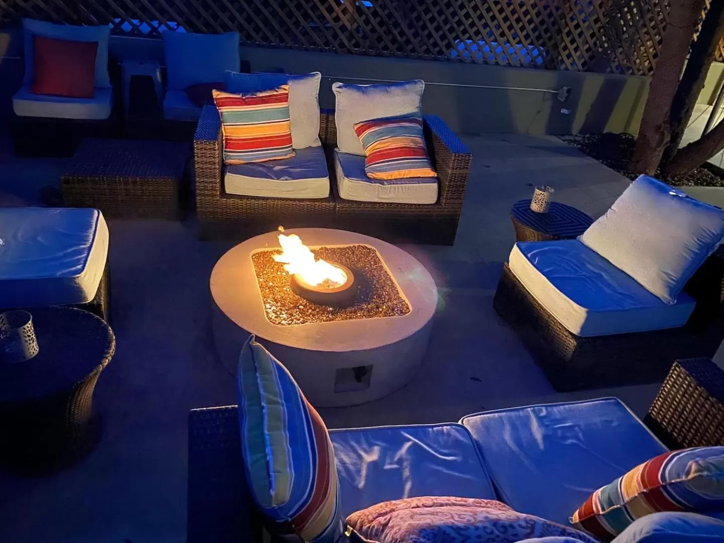 Patio in The Flagstone Boutique Inn & Suites