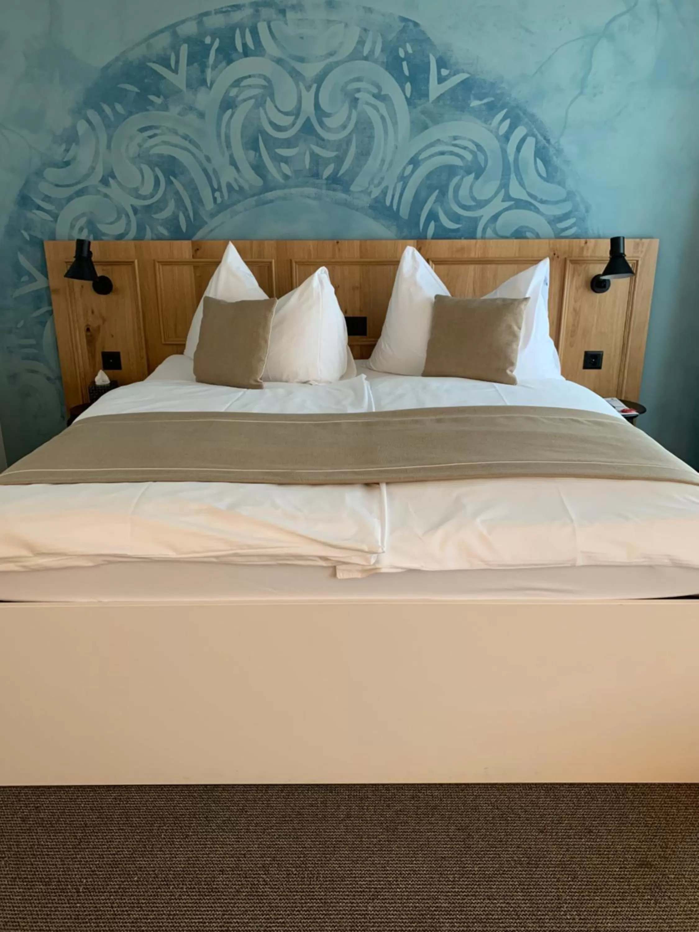 Bed in Hotel Engel am Bahnhof