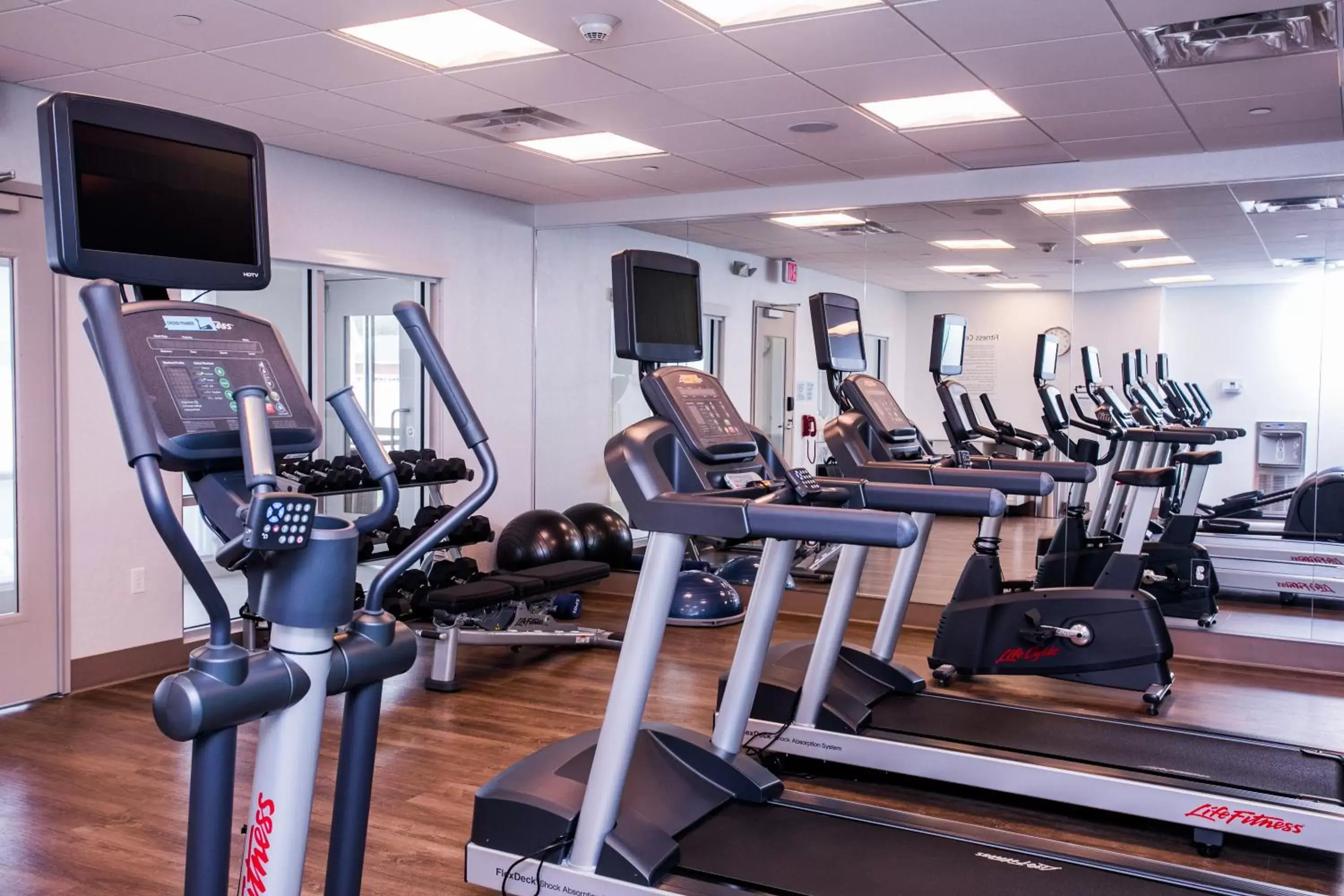 Fitness centre/facilities, Fitness Center/Facilities in Holiday Inn Express & Suites Rehoboth Beach, an IHG Hotel