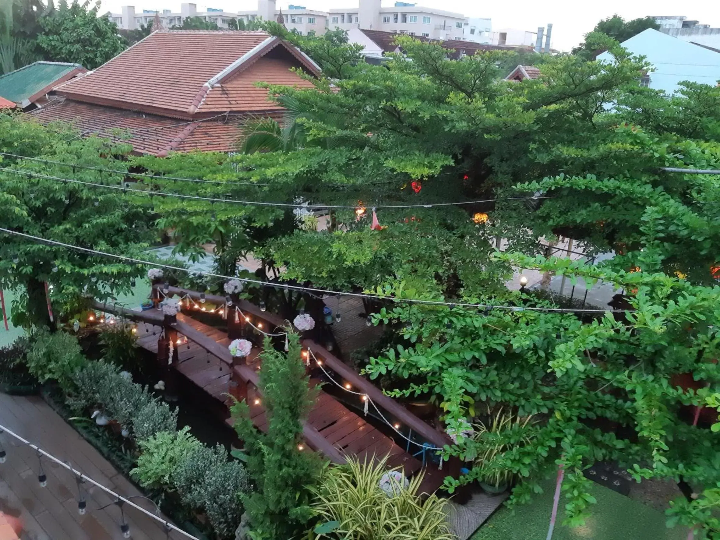 Property building, Bird's-eye View in Montri Resort Donmuang Bangkok