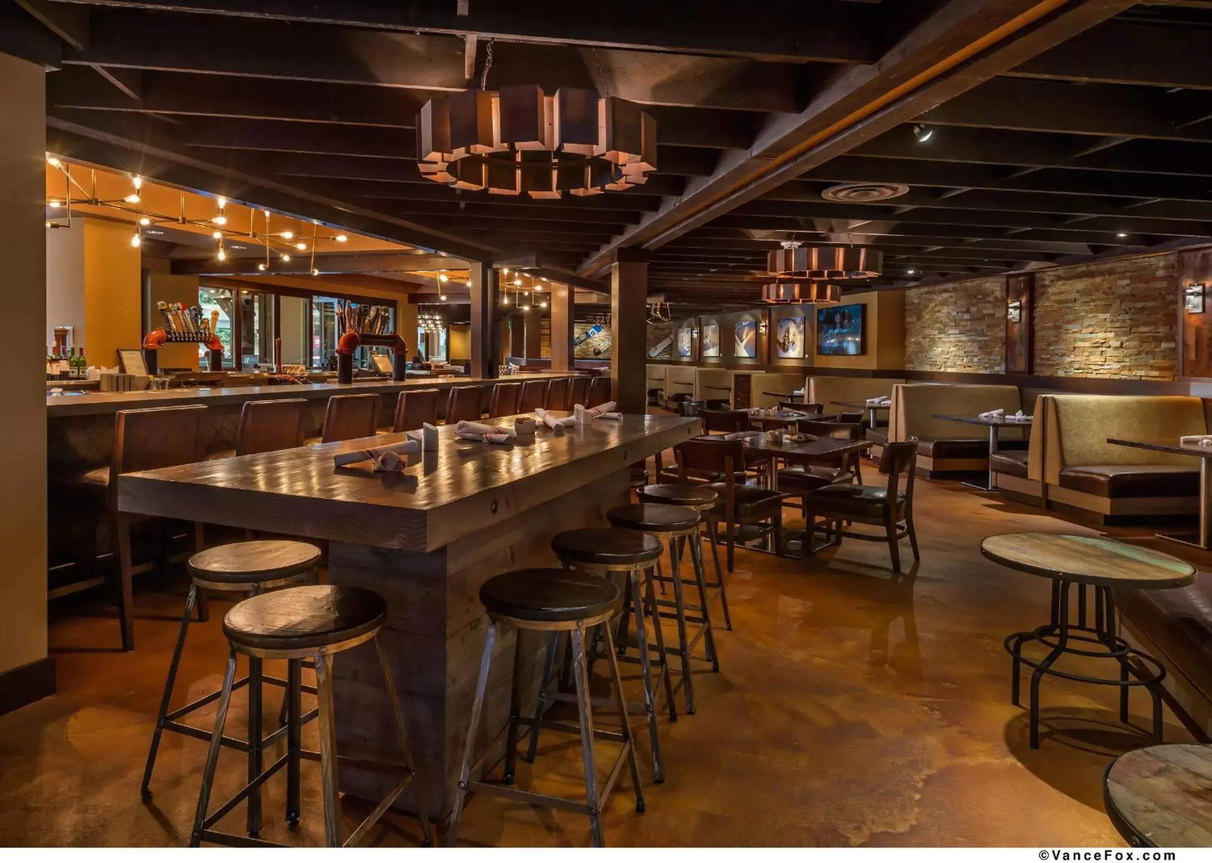 Lounge or bar, Restaurant/Places to Eat in Golden Nugget Lake Tahoe