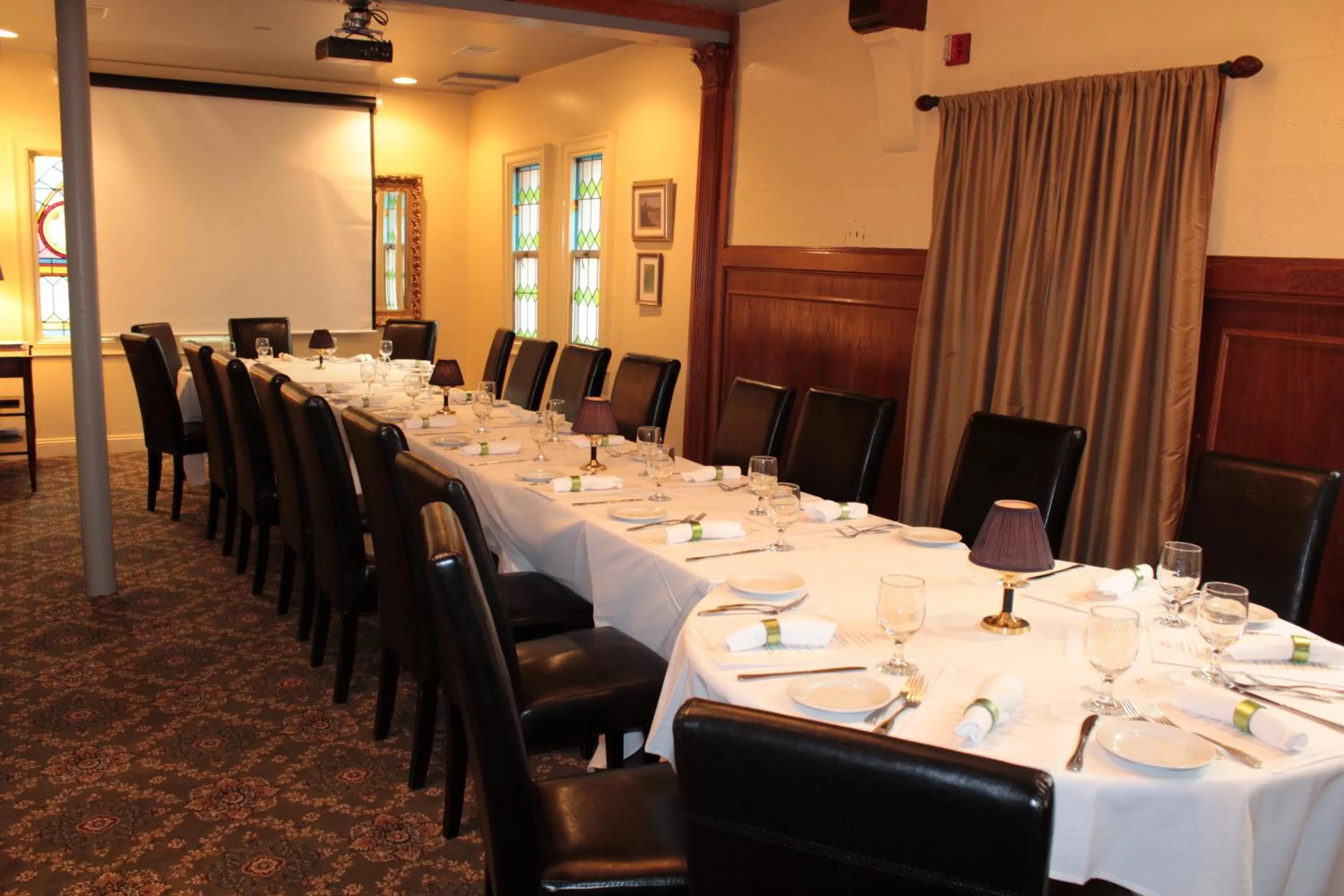 Business facilities in Belfry Inn and Bistro