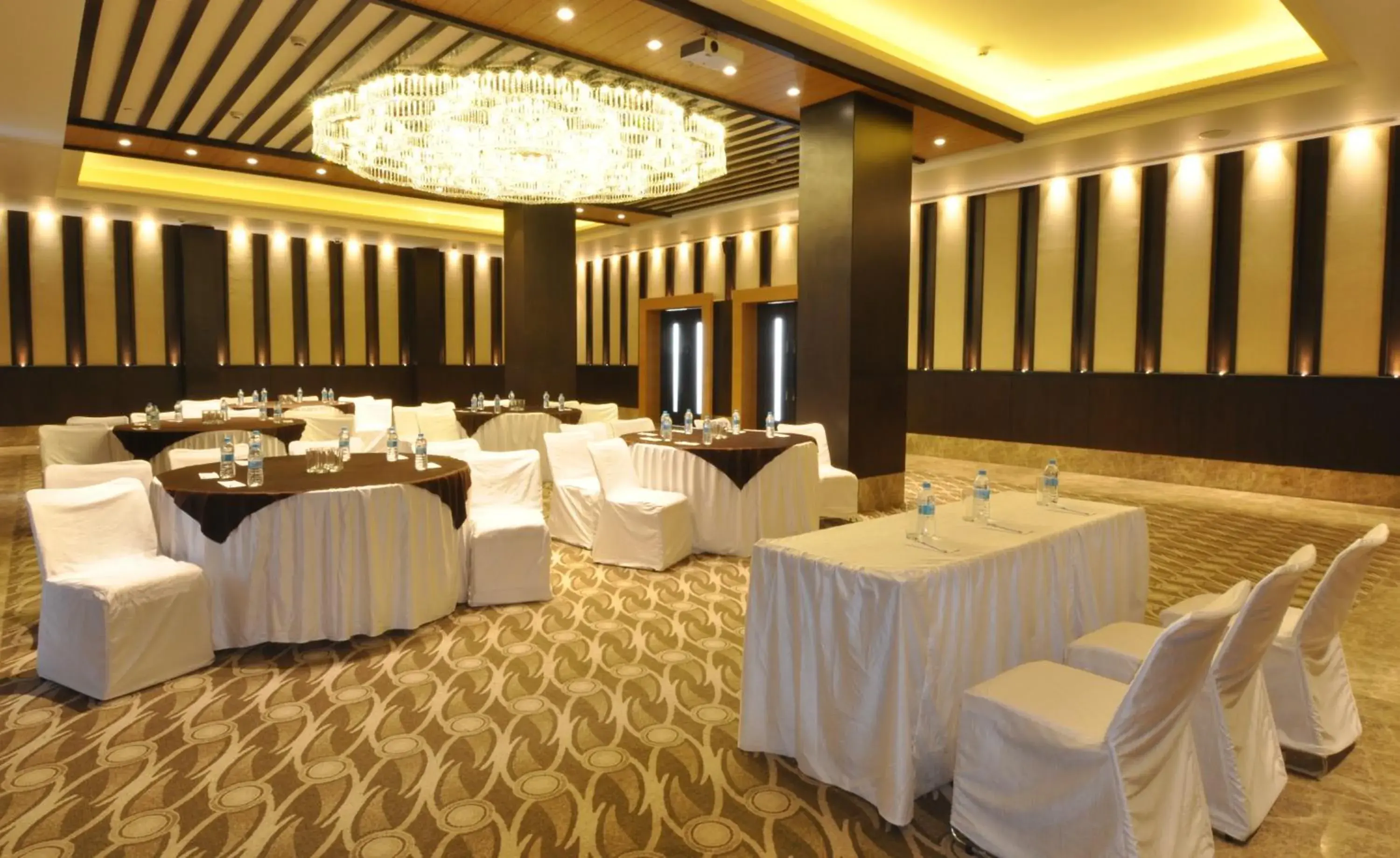 Banquet/Function facilities, Banquet Facilities in Hotel Marigold- Sitapura