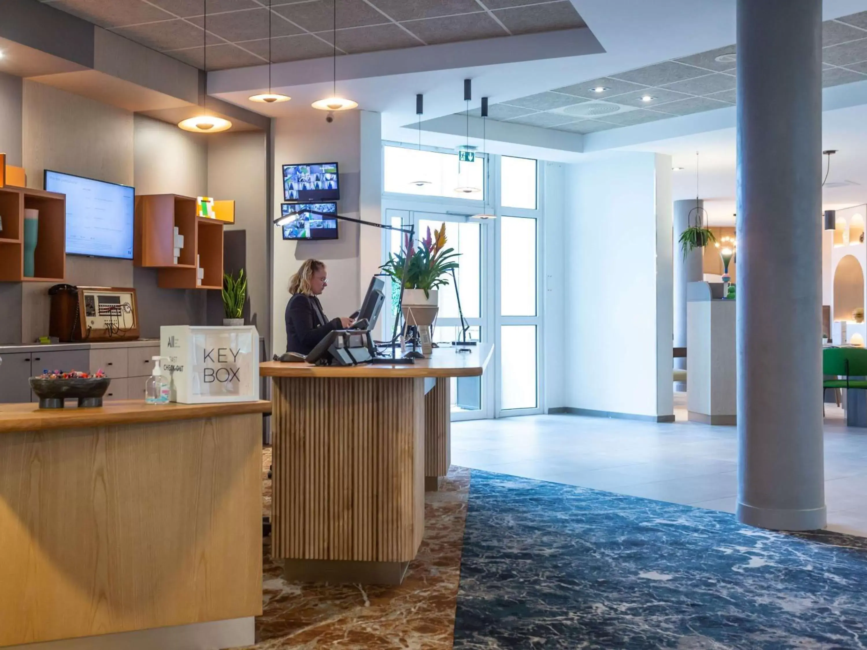 Property building, Lobby/Reception in Novotel Bourges