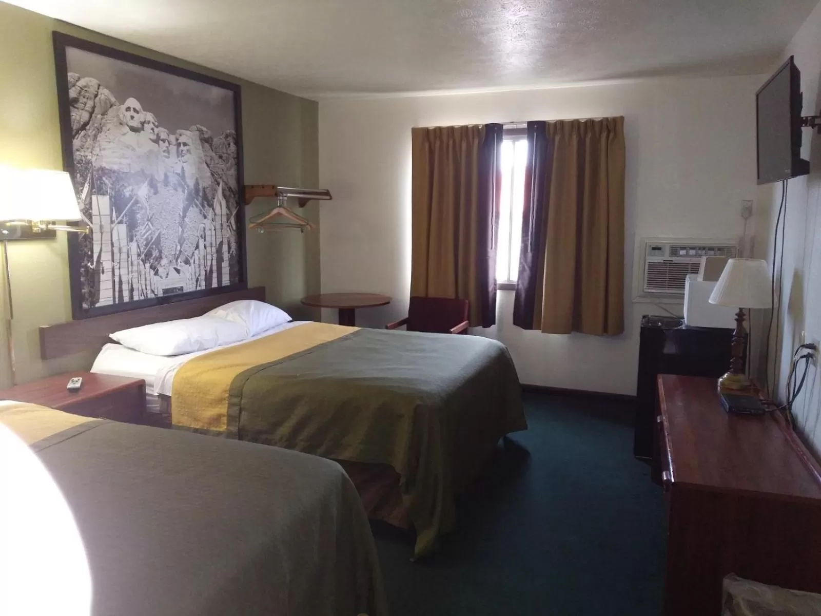 Bed in Ainsworth Inn