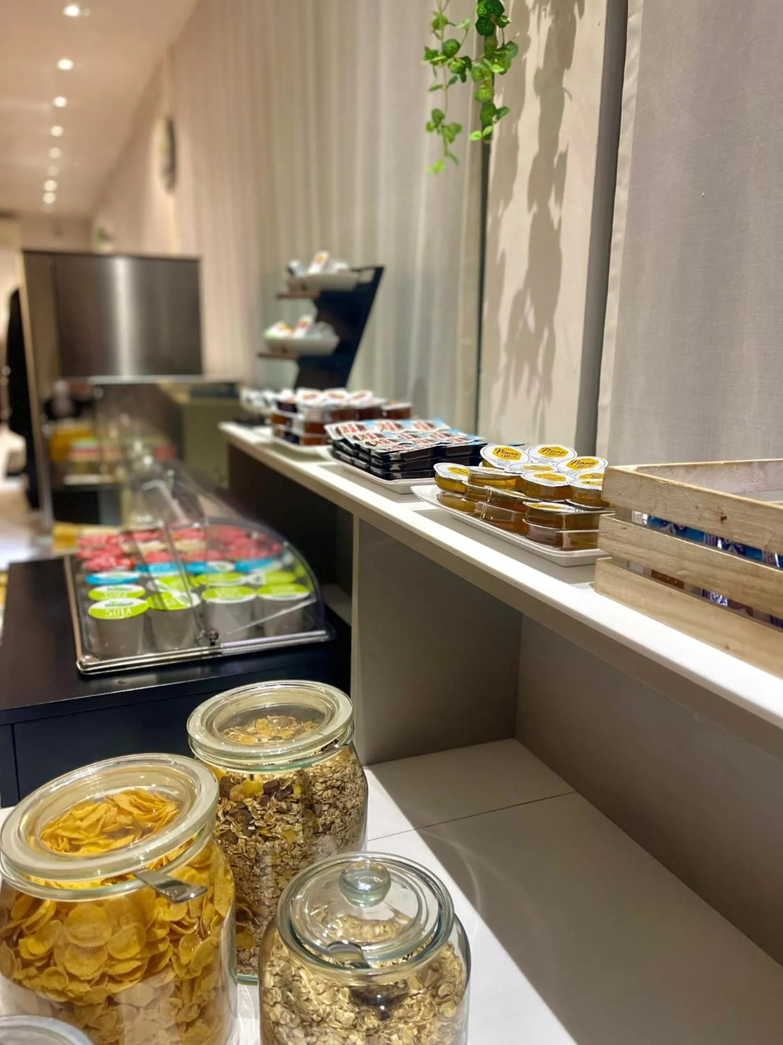 Continental breakfast in Best Quality Hotel Dock Milano