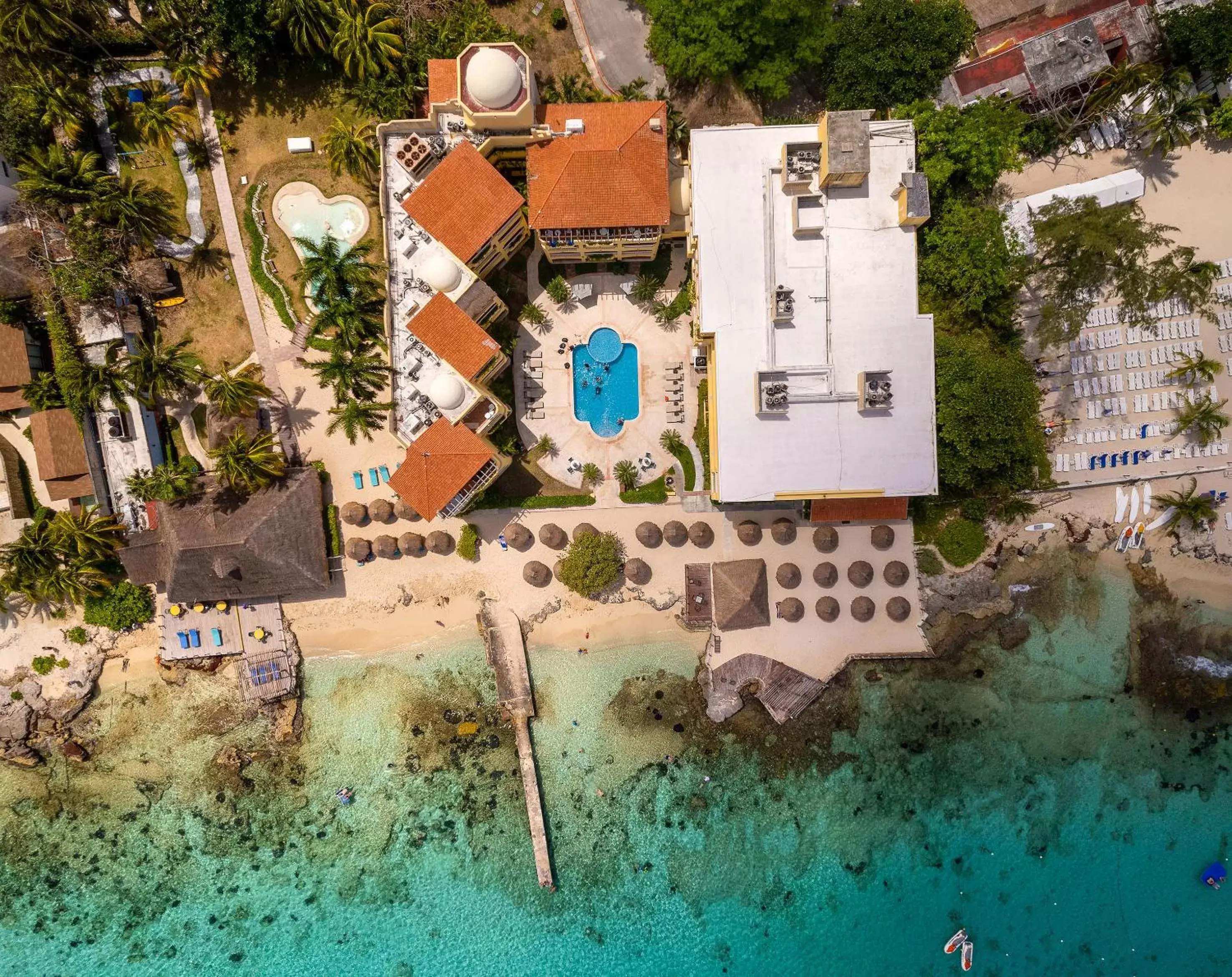 Area and facilities, Bird's-eye View in Playa Azul Cozumel