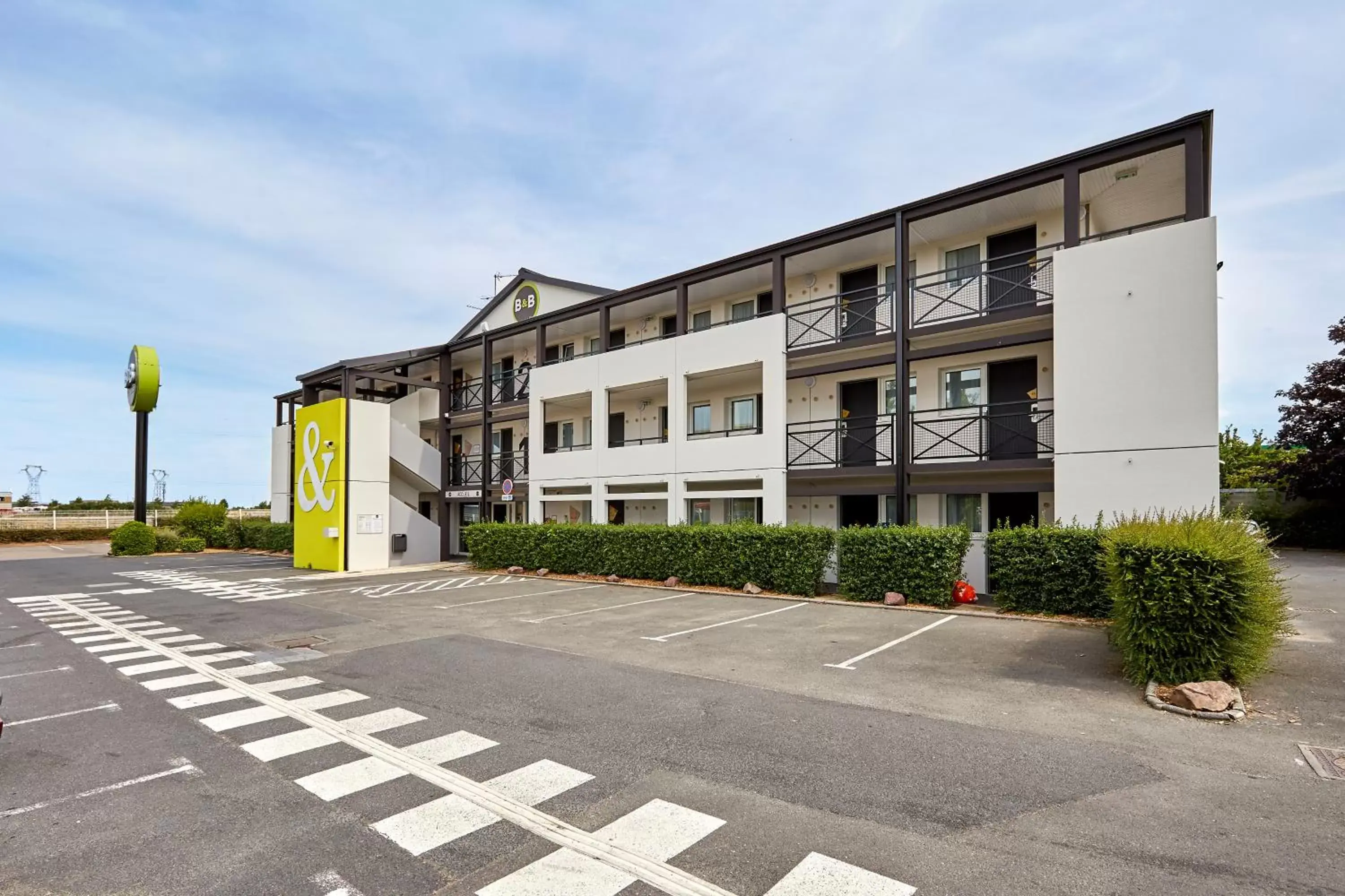 Facade/entrance, Property Building in B&B HOTEL CAEN Sud