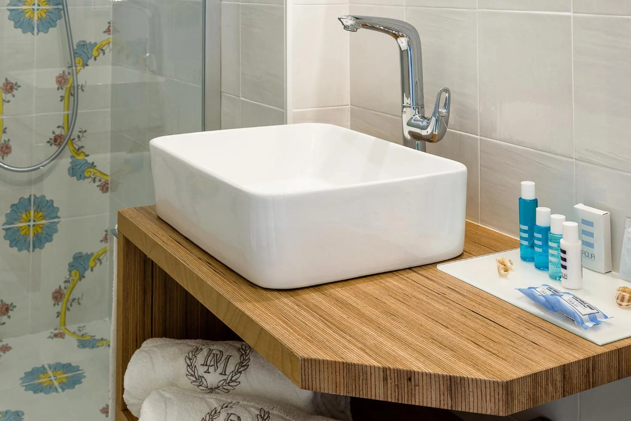 Bathroom in Domus Maris Relais Boutique Hotel