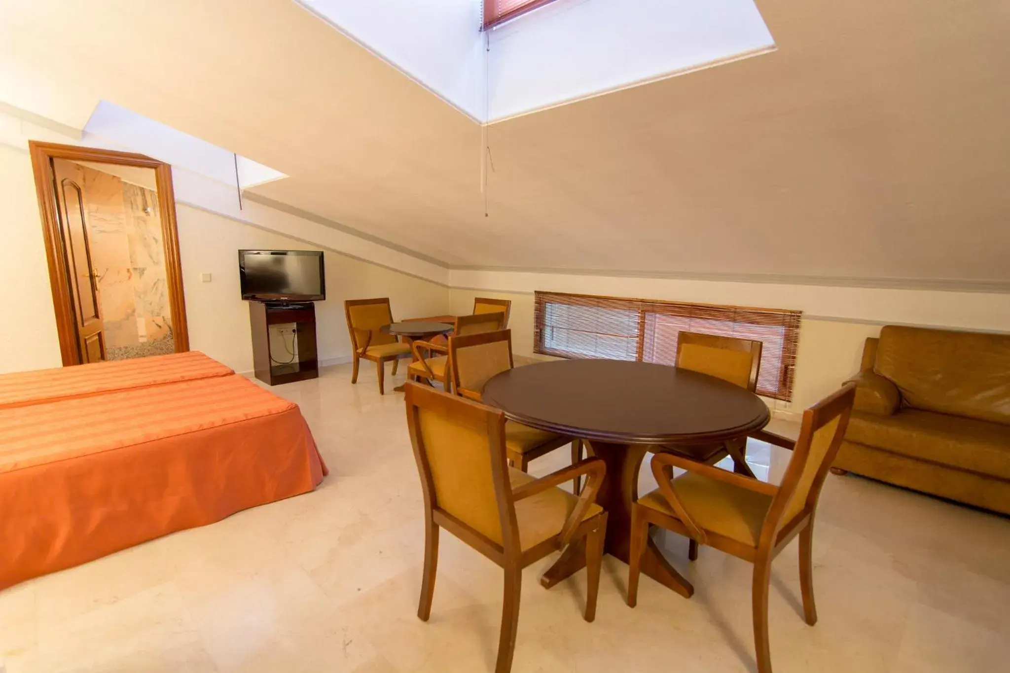 Photo of the whole room in Hotel San Antonio Photo of the whole room in Hotel San Antonio