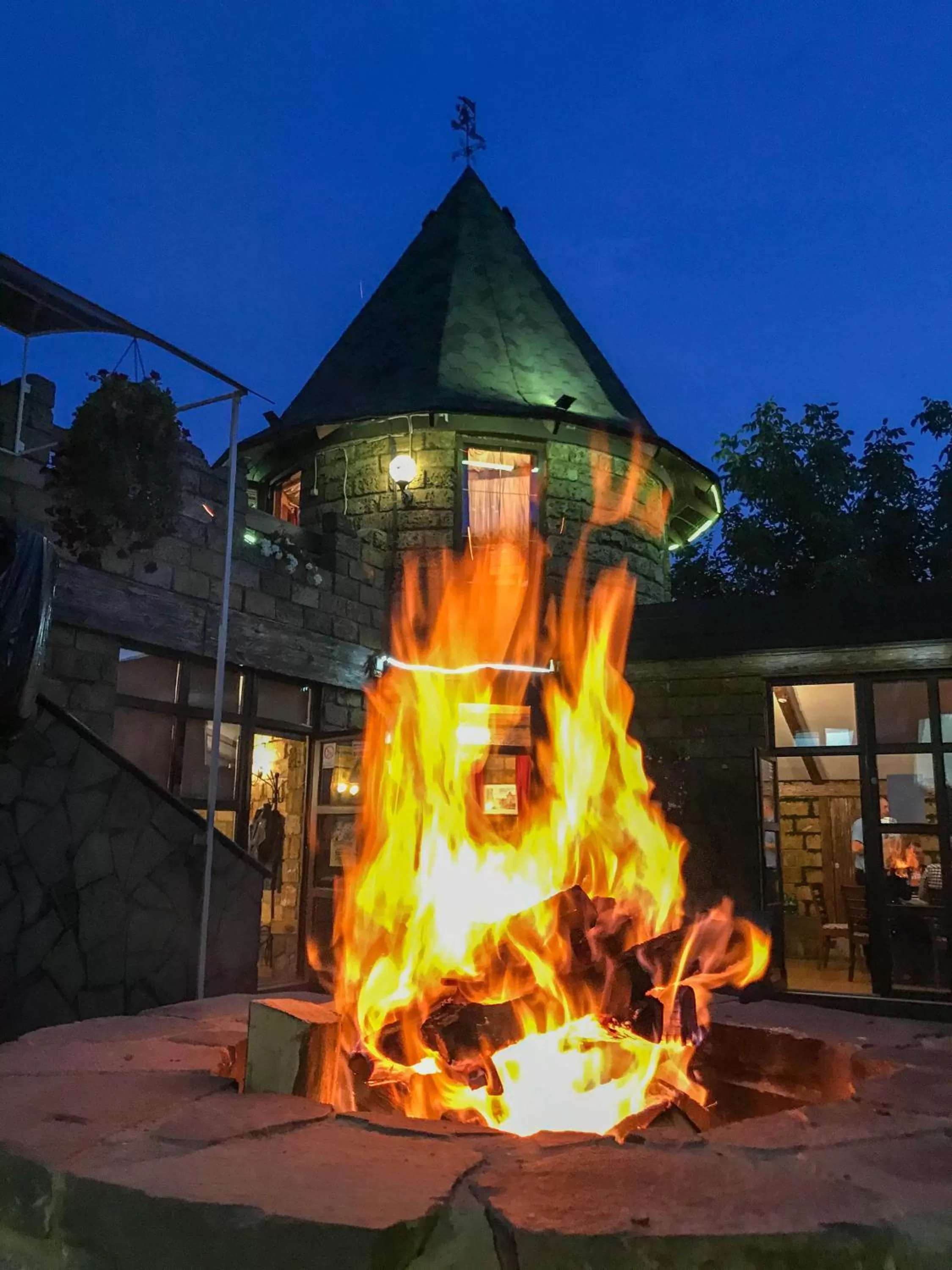 BBQ facilities in Pivdenna Brama