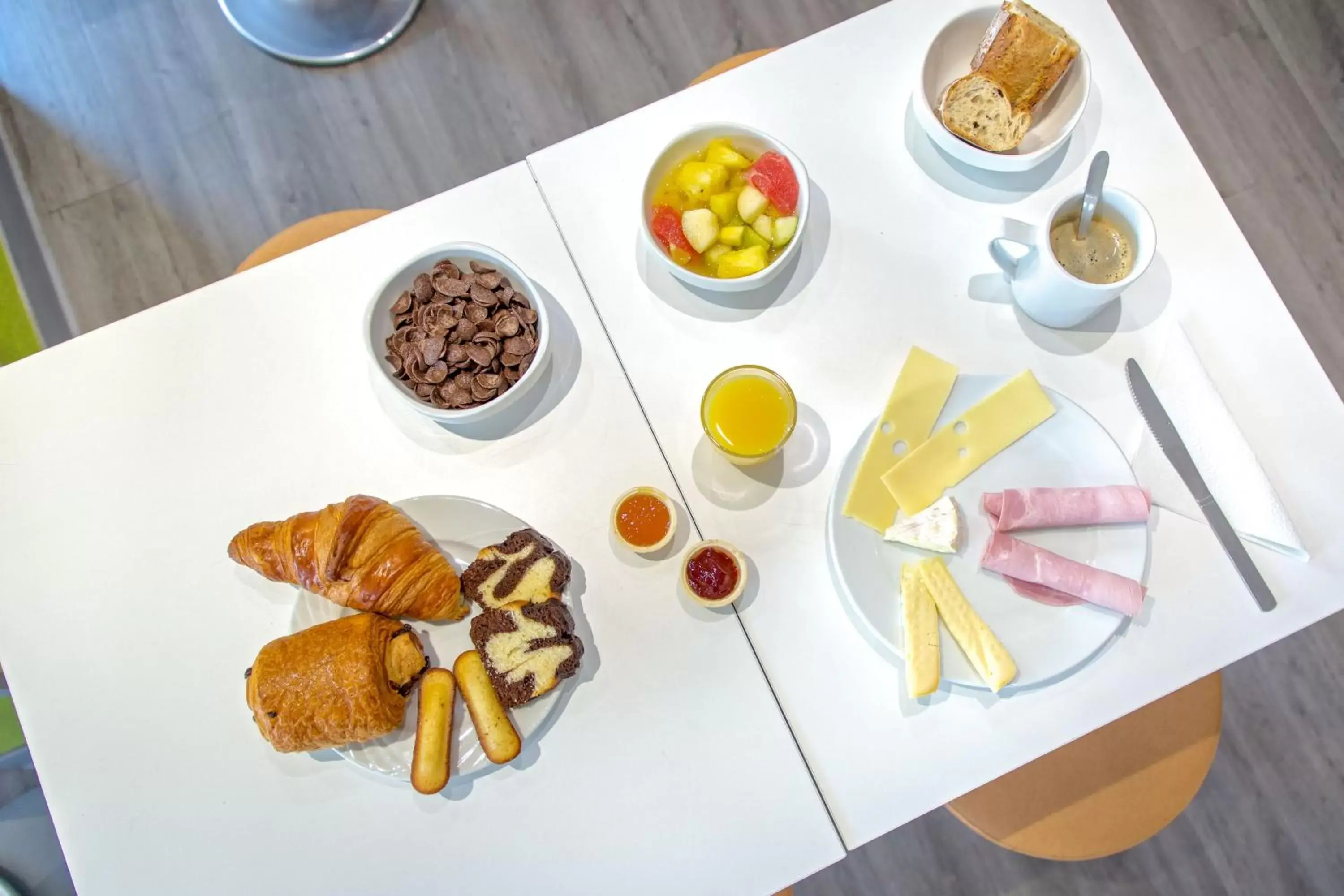 Food, Breakfast in Ibis Budget Fréjus Capitou