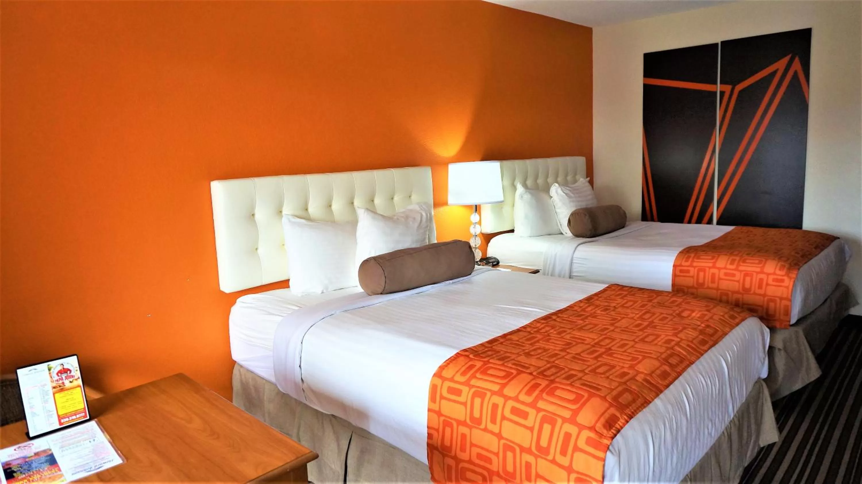 Bed in Howard Johnson by Wyndham Greensboro Near the Coliseum