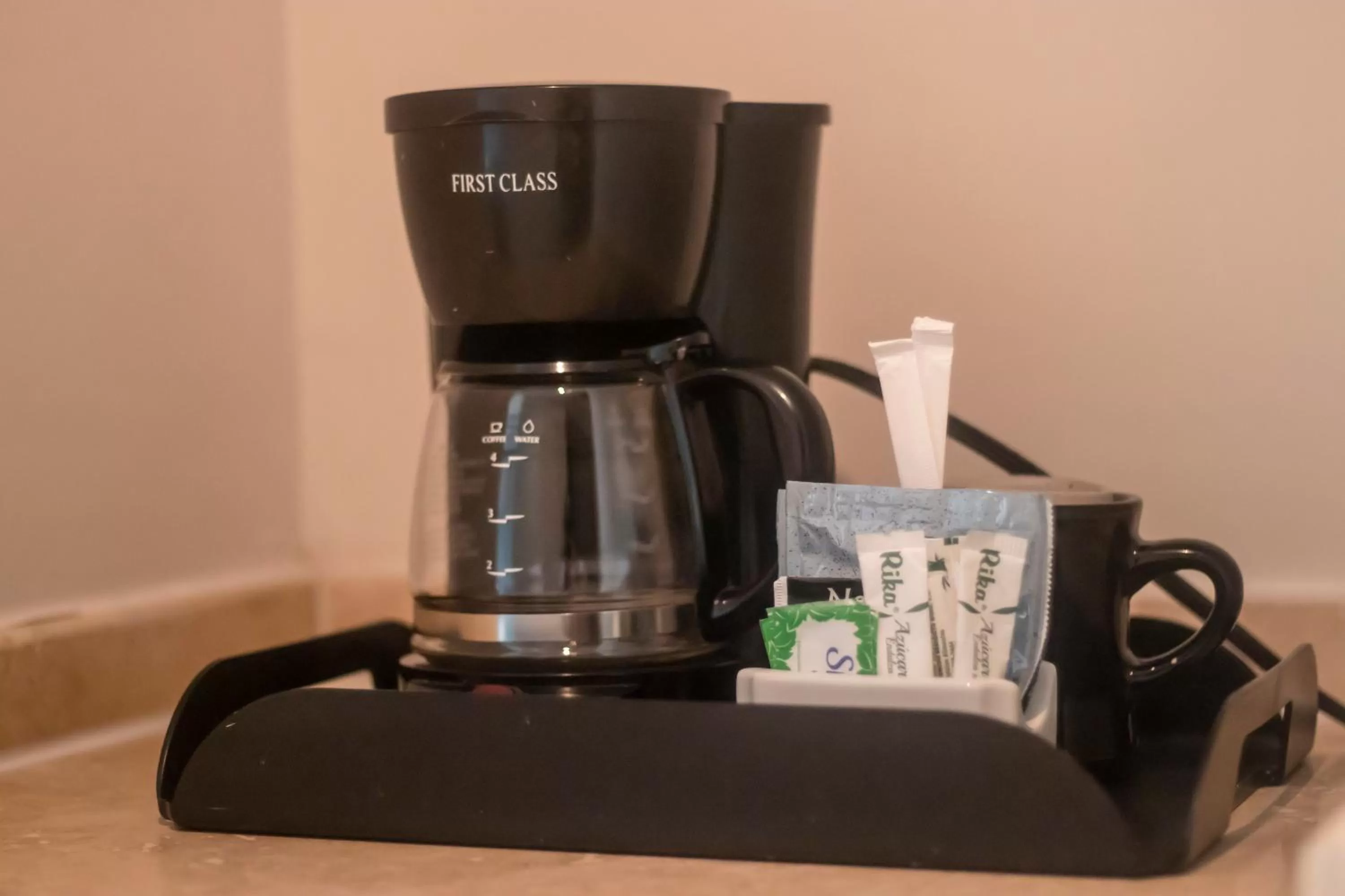 Coffee/tea facilities in Radisson Colon 2,000 Hotel & Casino