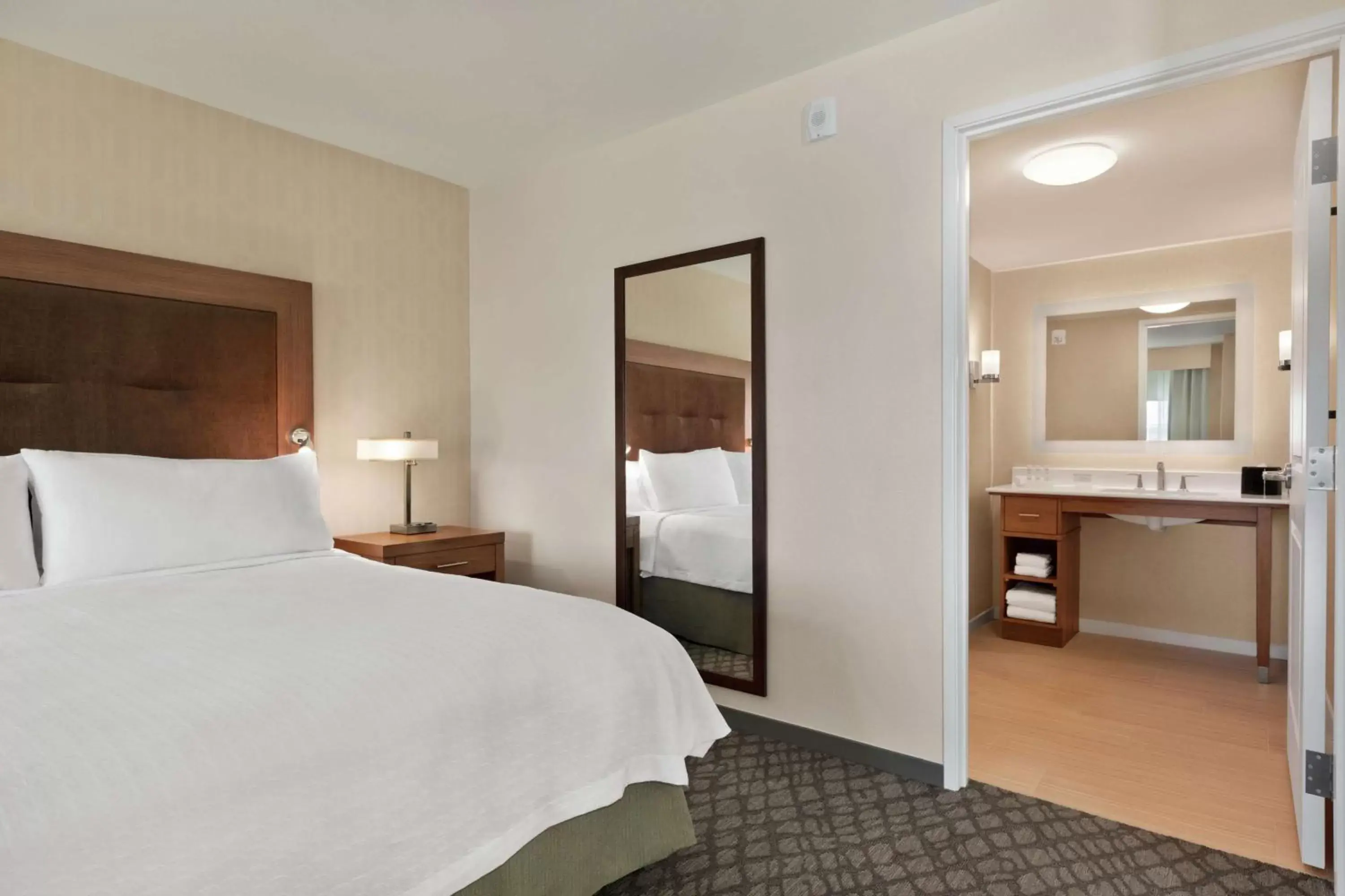 Bed in Homewood Suites by Hilton Houston NW at Beltway 8