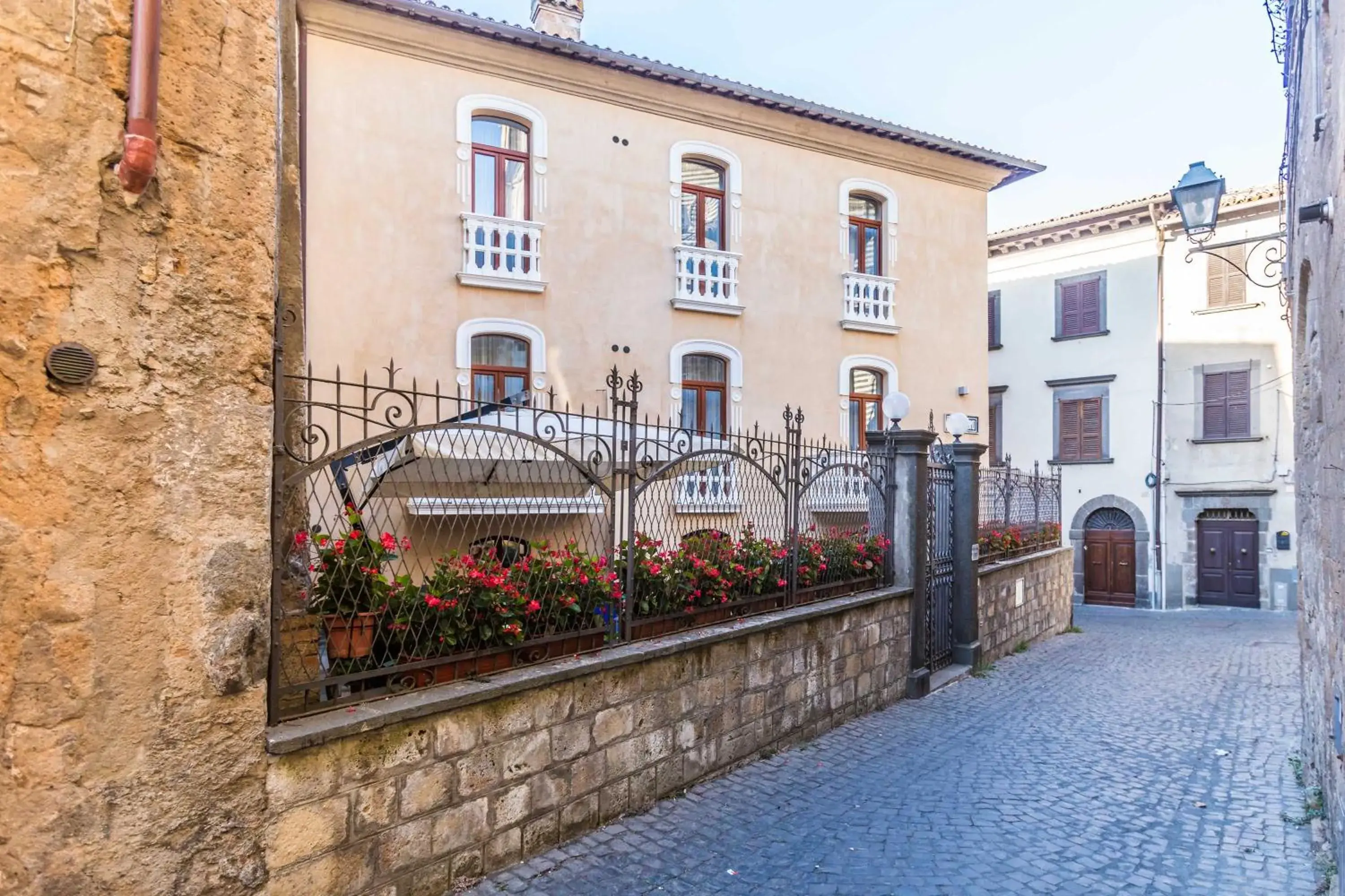 Property Building in Hotel Duomo