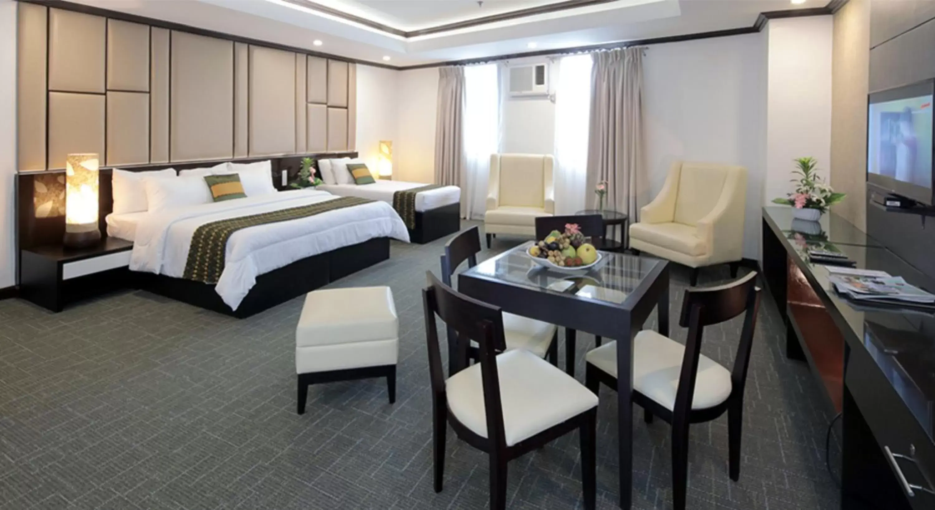 Family Room in The Apo View Hotel Family Room in The Apo View Hotel