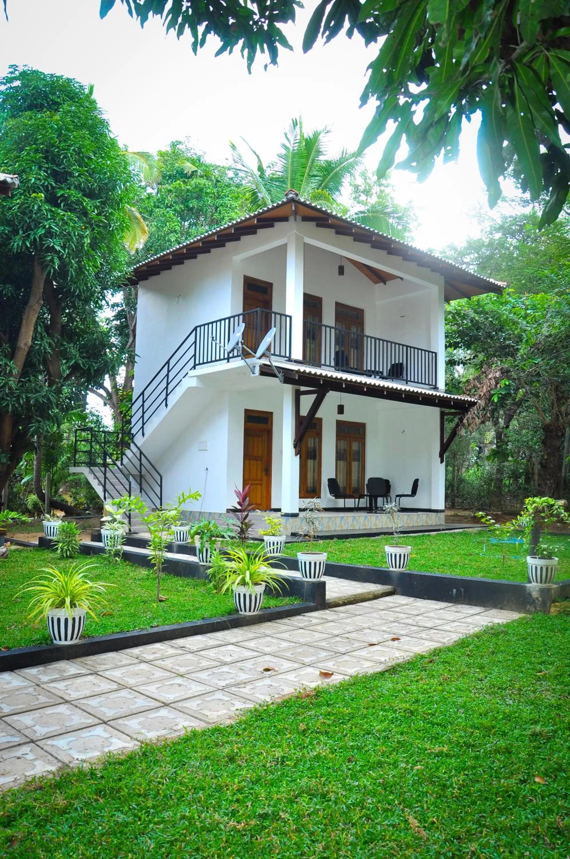 Property Building in Kithmi Resort