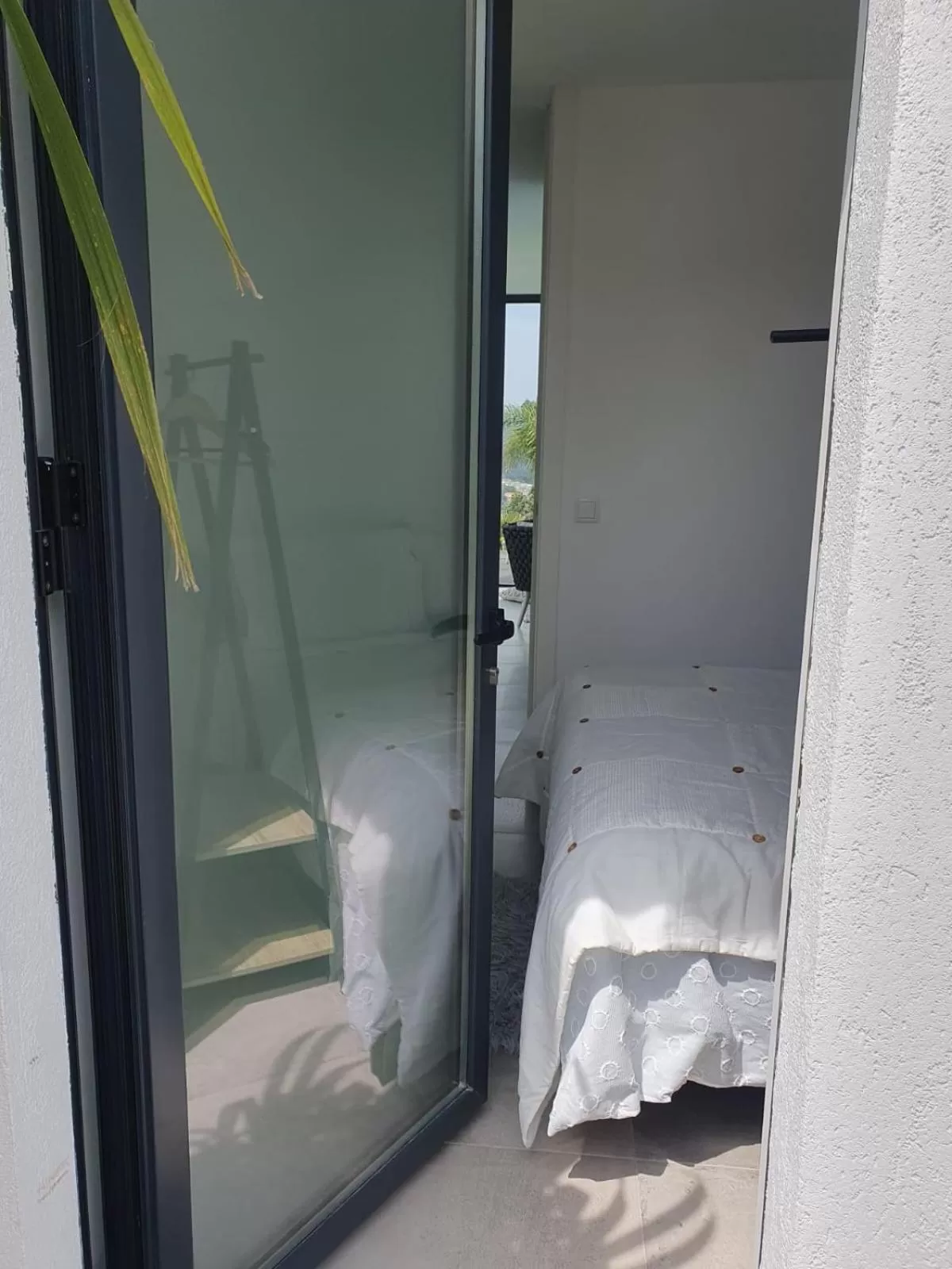 Facade/entrance in Space Zen