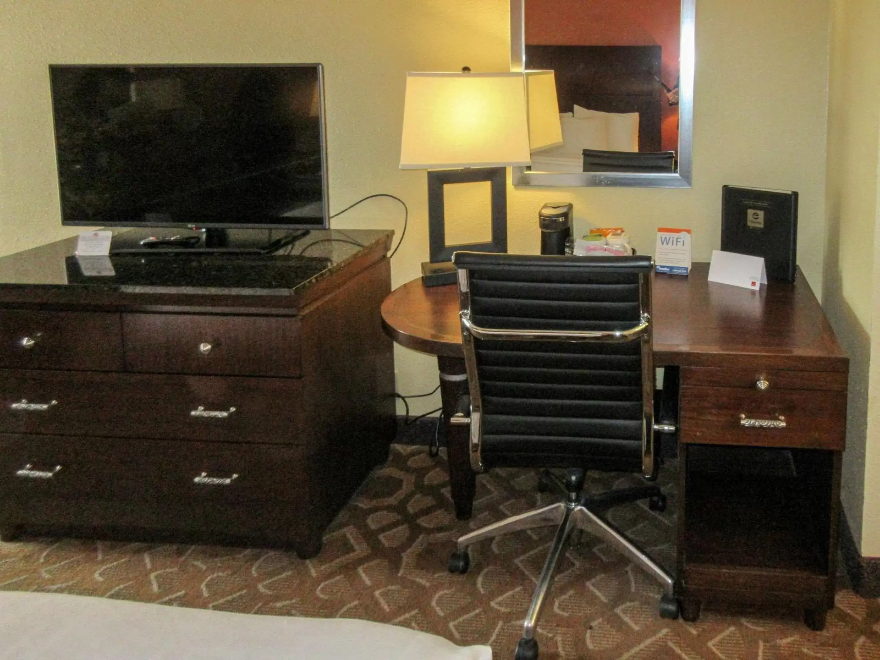 Photo of the whole room, TV/Entertainment Center in Clarion Inn Fort Collins