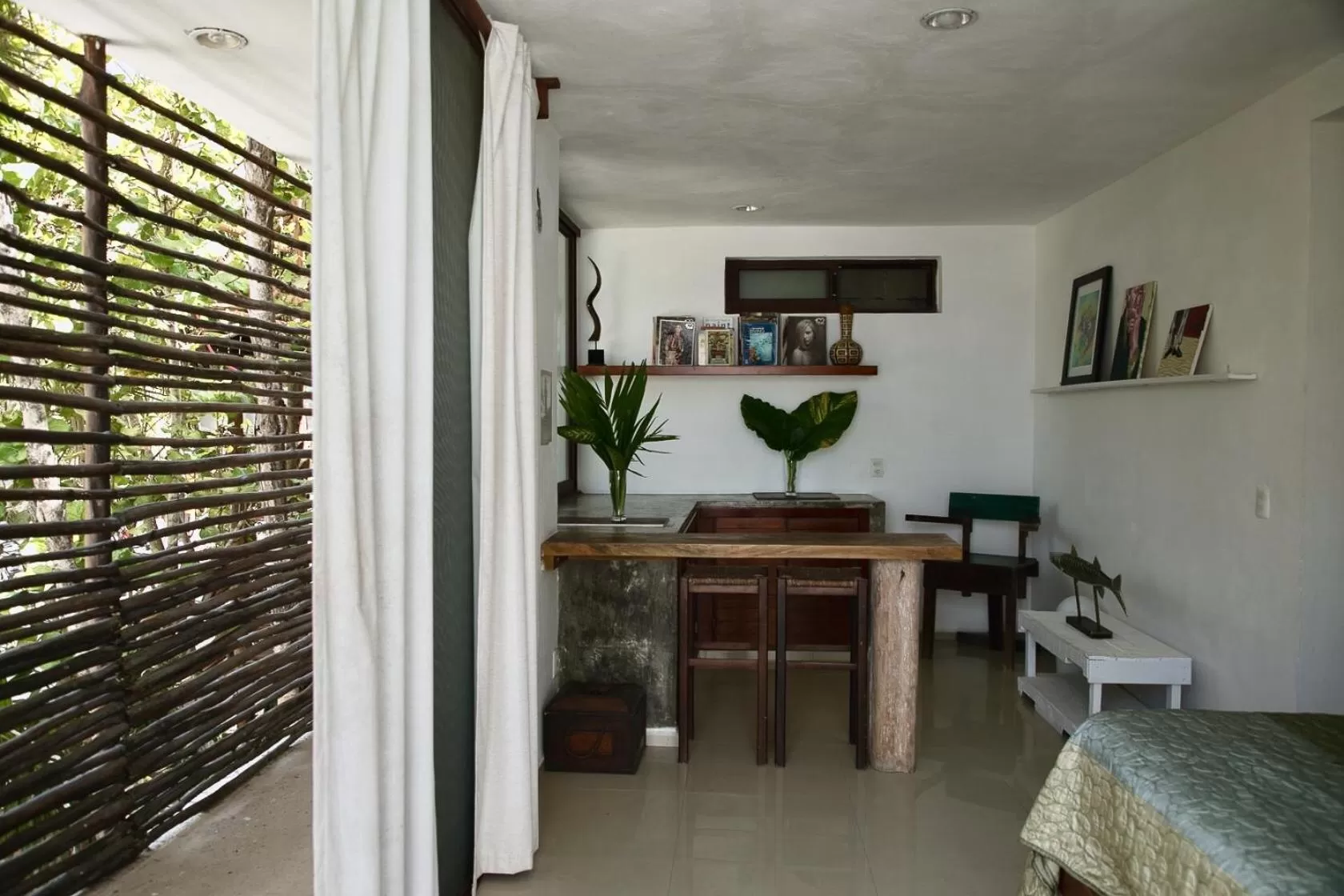 Living room in Residencia Gorila