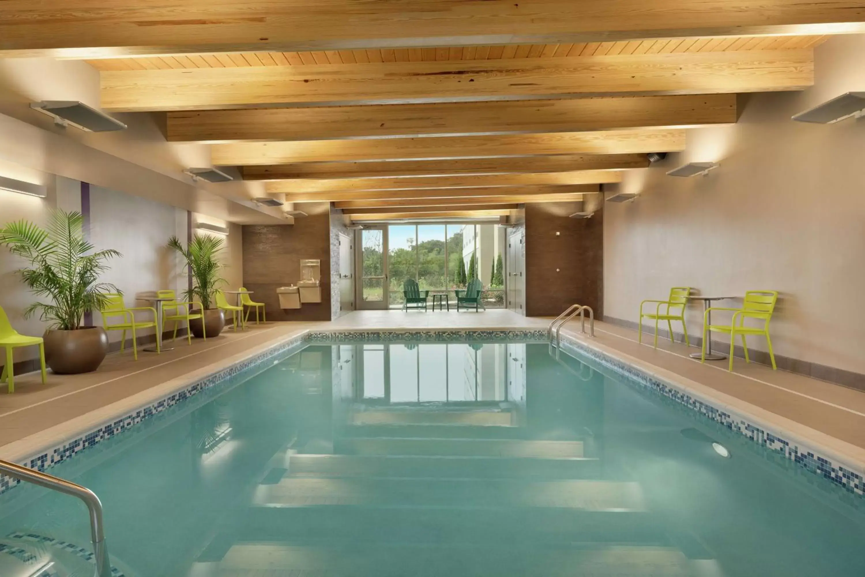 Pool view, Swimming Pool in Home2 Suites By Hilton Ephrata
