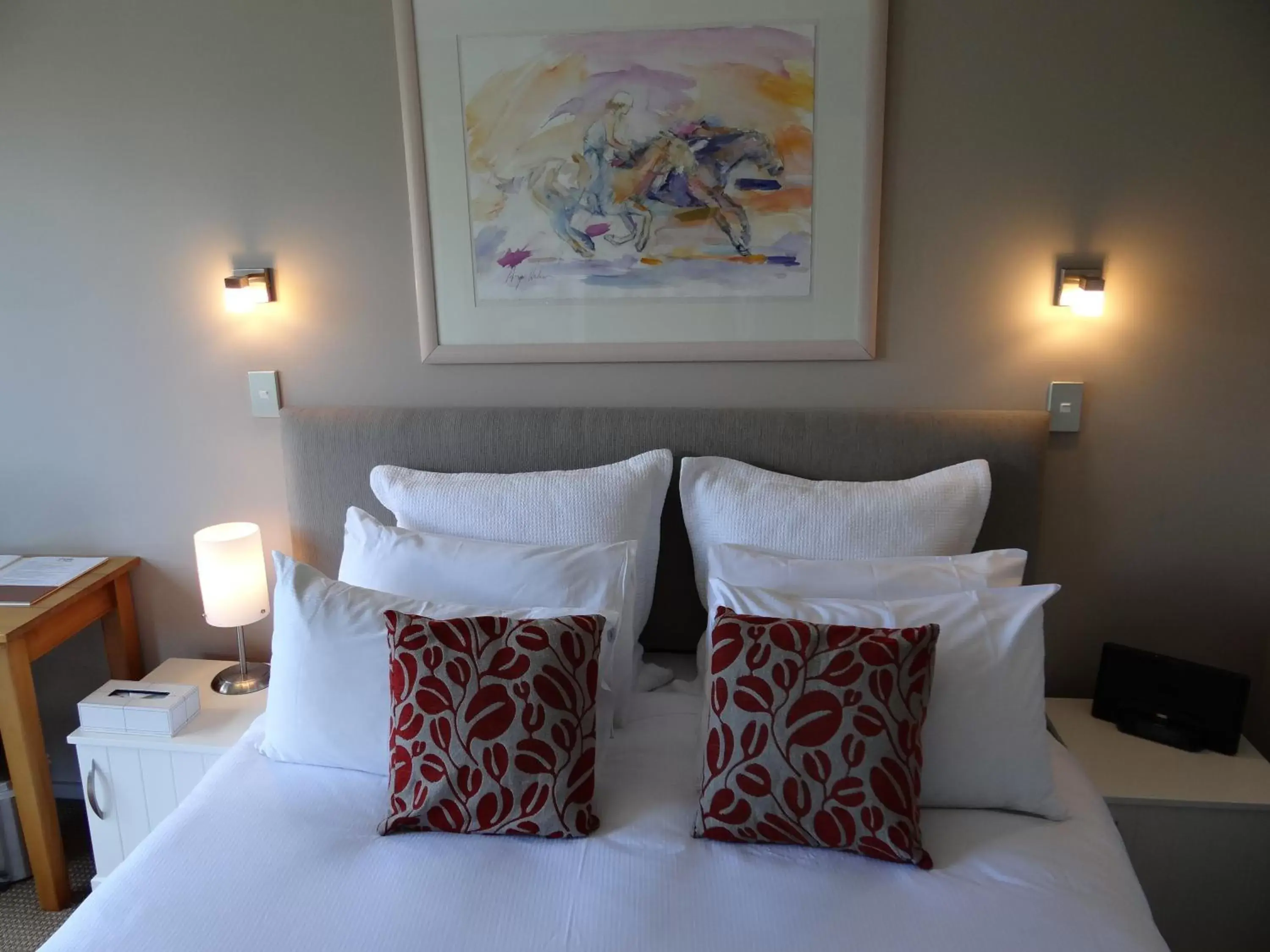 Decorative detail, Bed in Chalet Queenstown Decorative detail, Bed in Chalet Queenstown