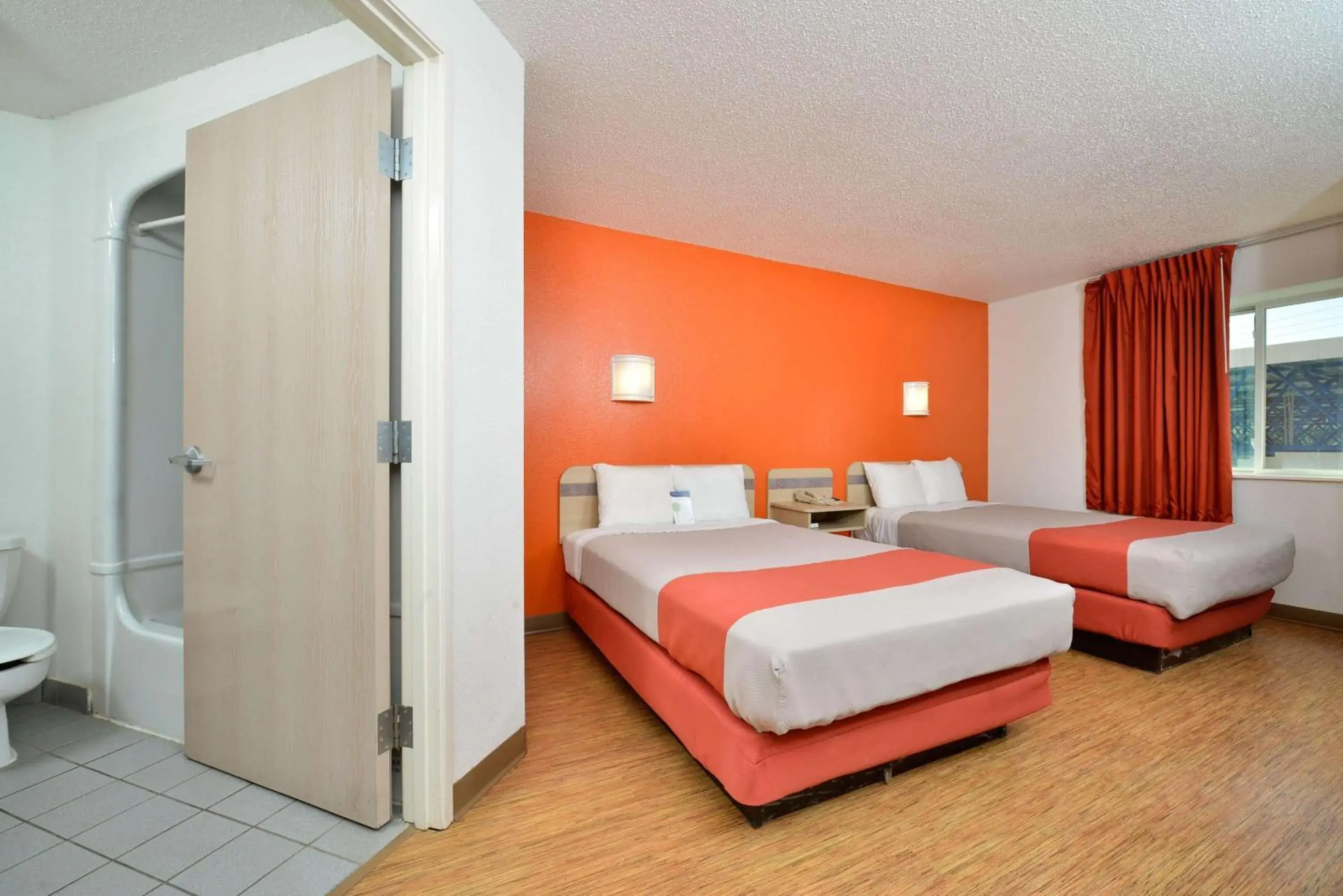 Bedroom, Bed in Motel 6-McKinney, TX - North Bedroom, Bed in Motel 6-McKinney, TX - North