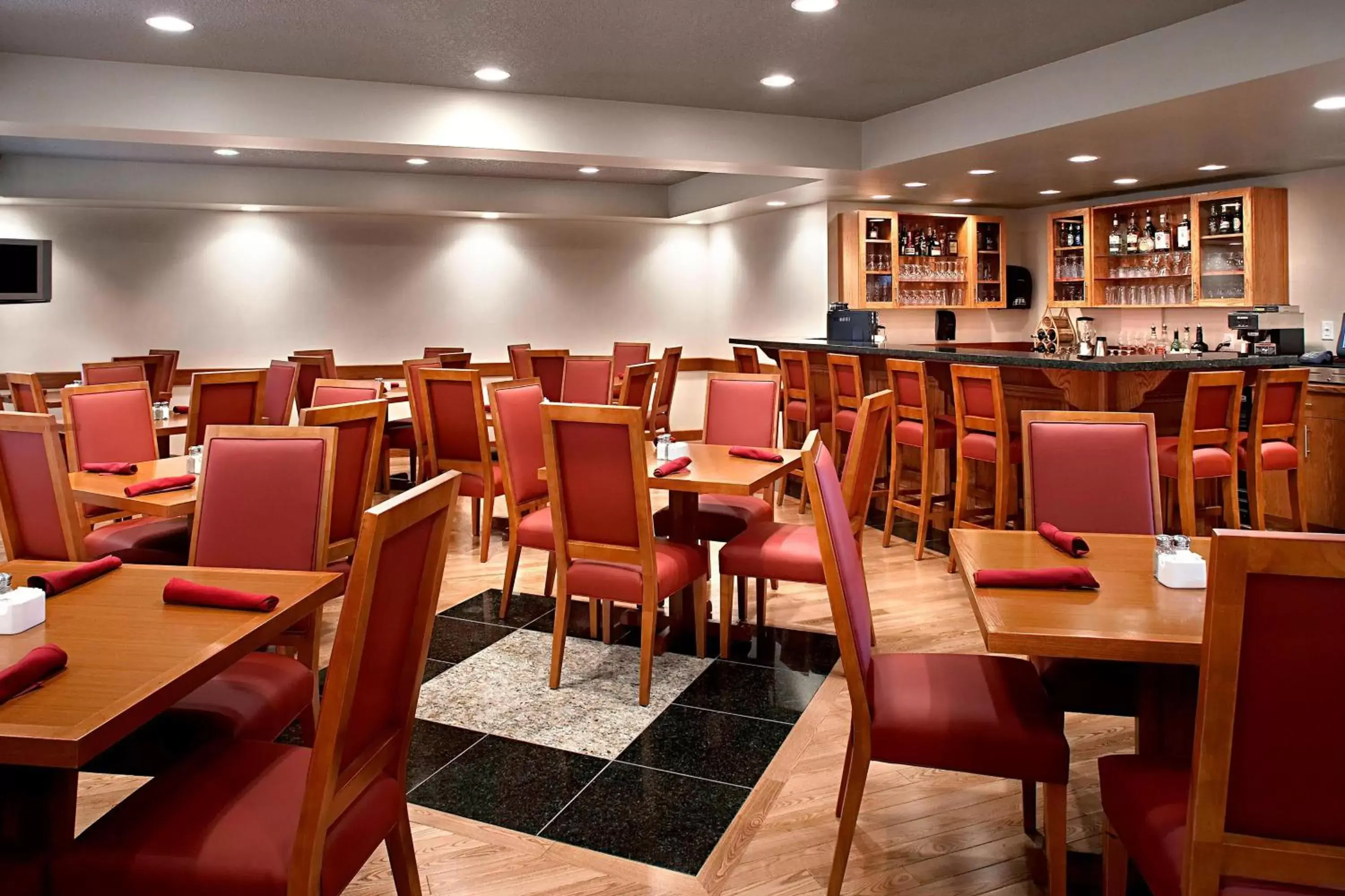 Restaurant/Places to Eat in Four Points by Sheraton Prince George