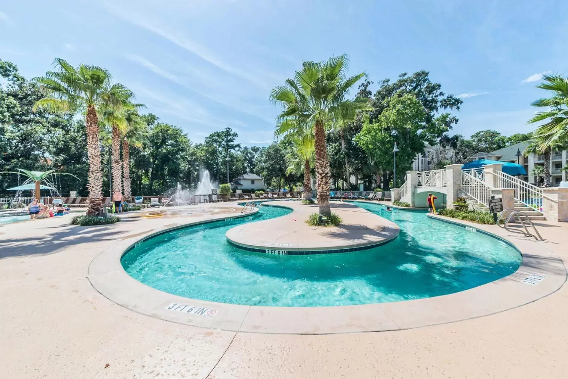 Swimming Pool in Coral Sands Resort by Palmera