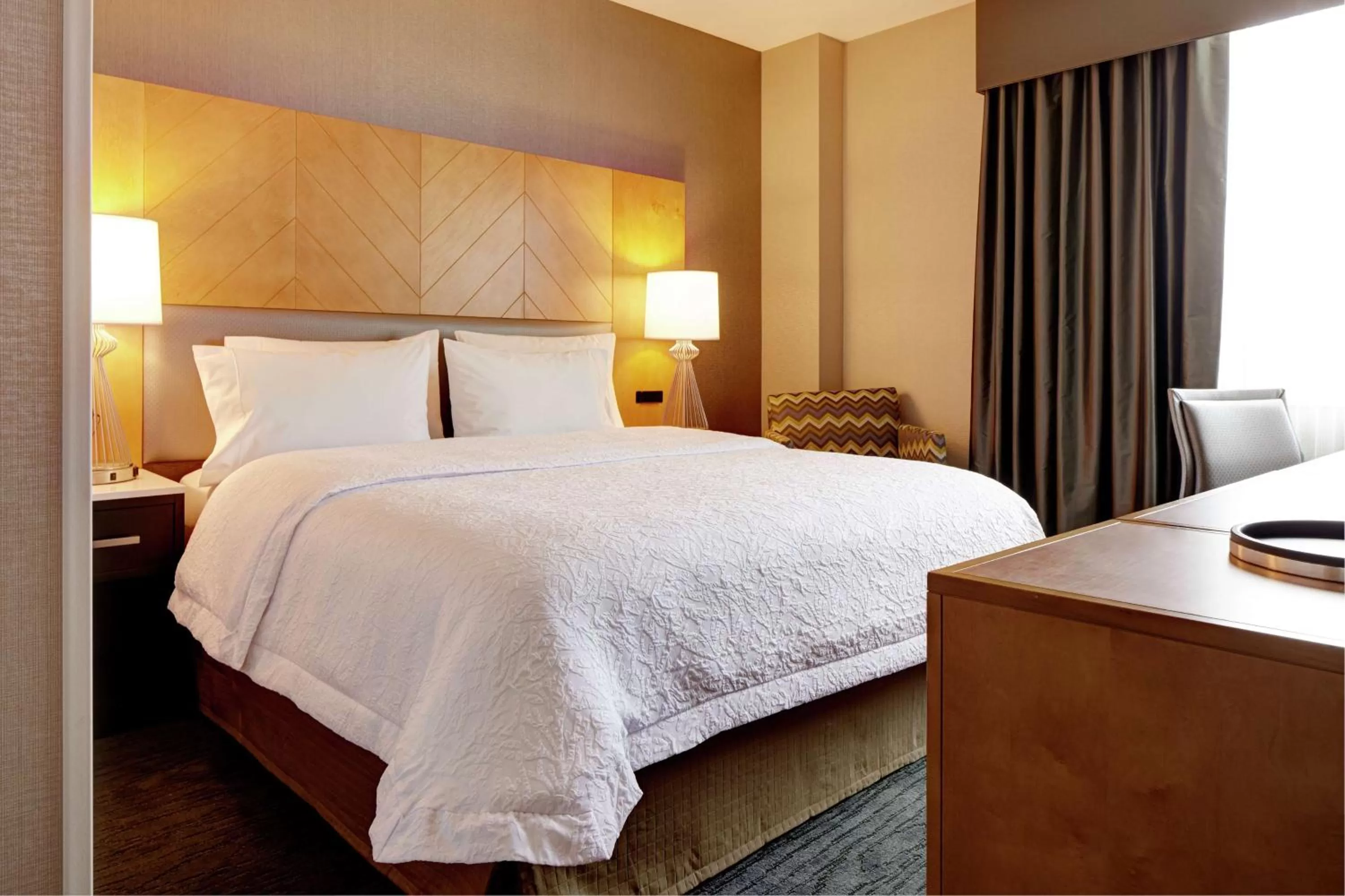 Bed in Hampton Inn Brooklyn Downtown