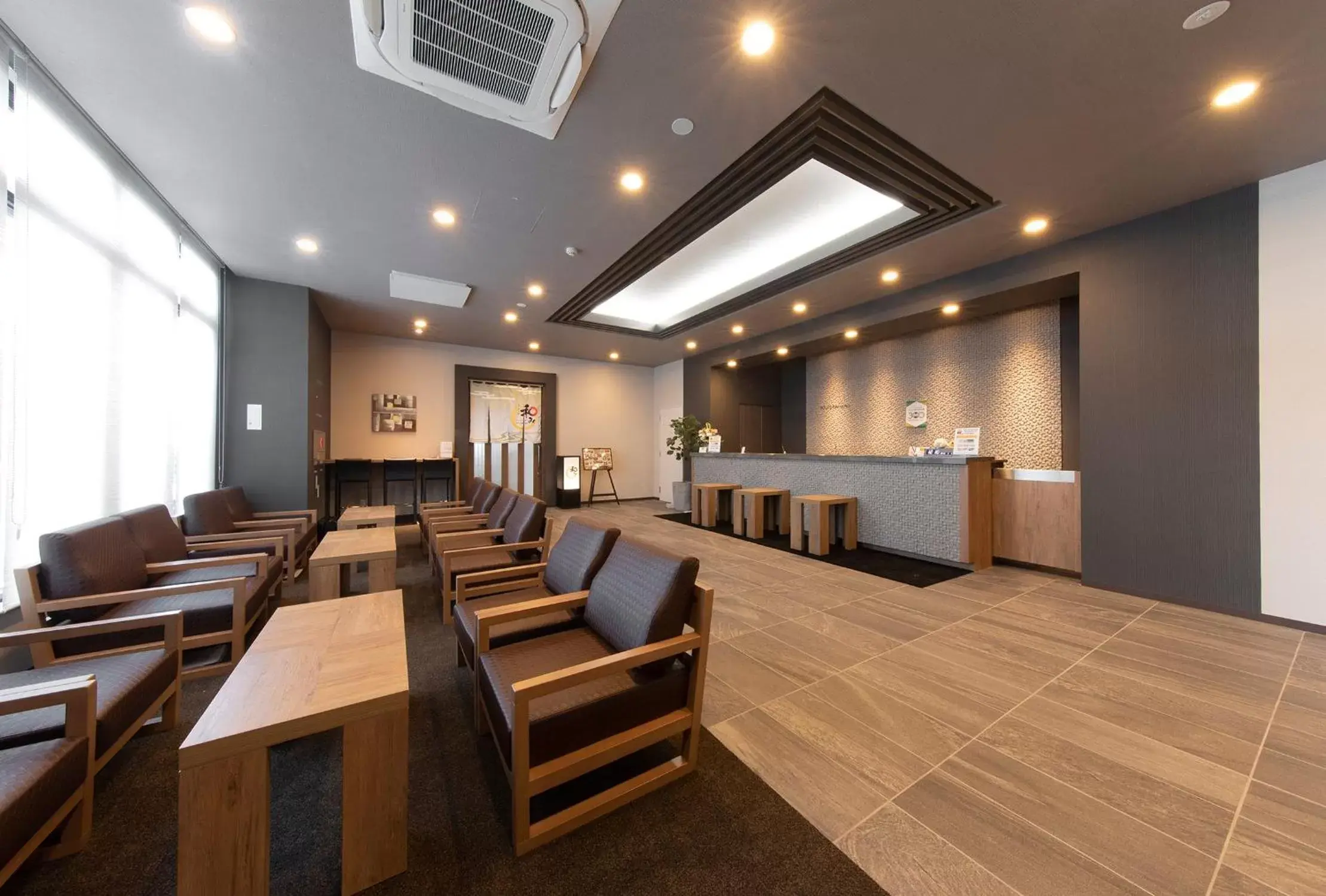 Lobby or reception in Hotel Route-Inn Osaka Kishiwada -Higashikishiwada Ekimae Kansai Airport- Lobby or reception in Hotel Route-Inn Osaka Kishiwada -Higashikishiwada Ekimae Kansai Airport-