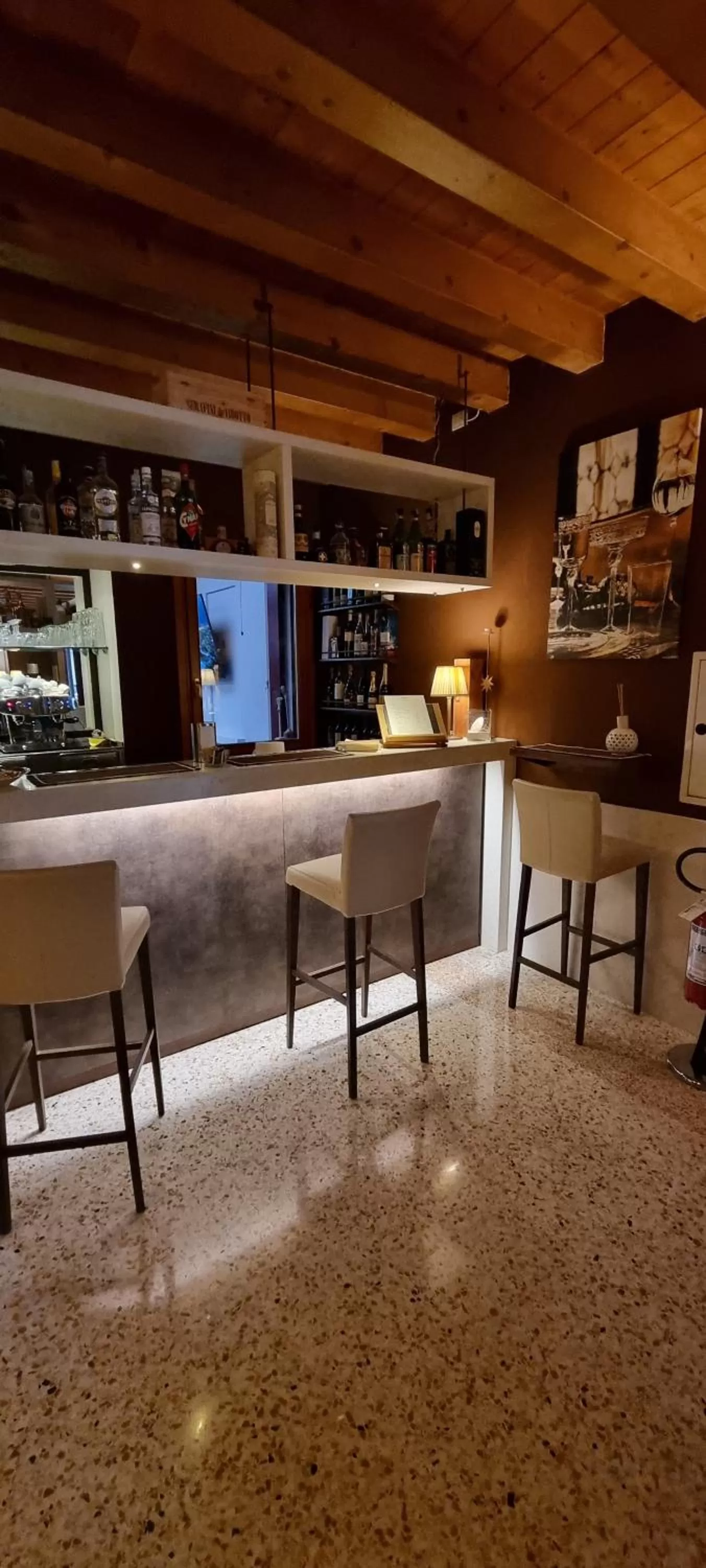 Lounge or bar in UNAHOTELS Eco Hotel Villa Costanza Venezia