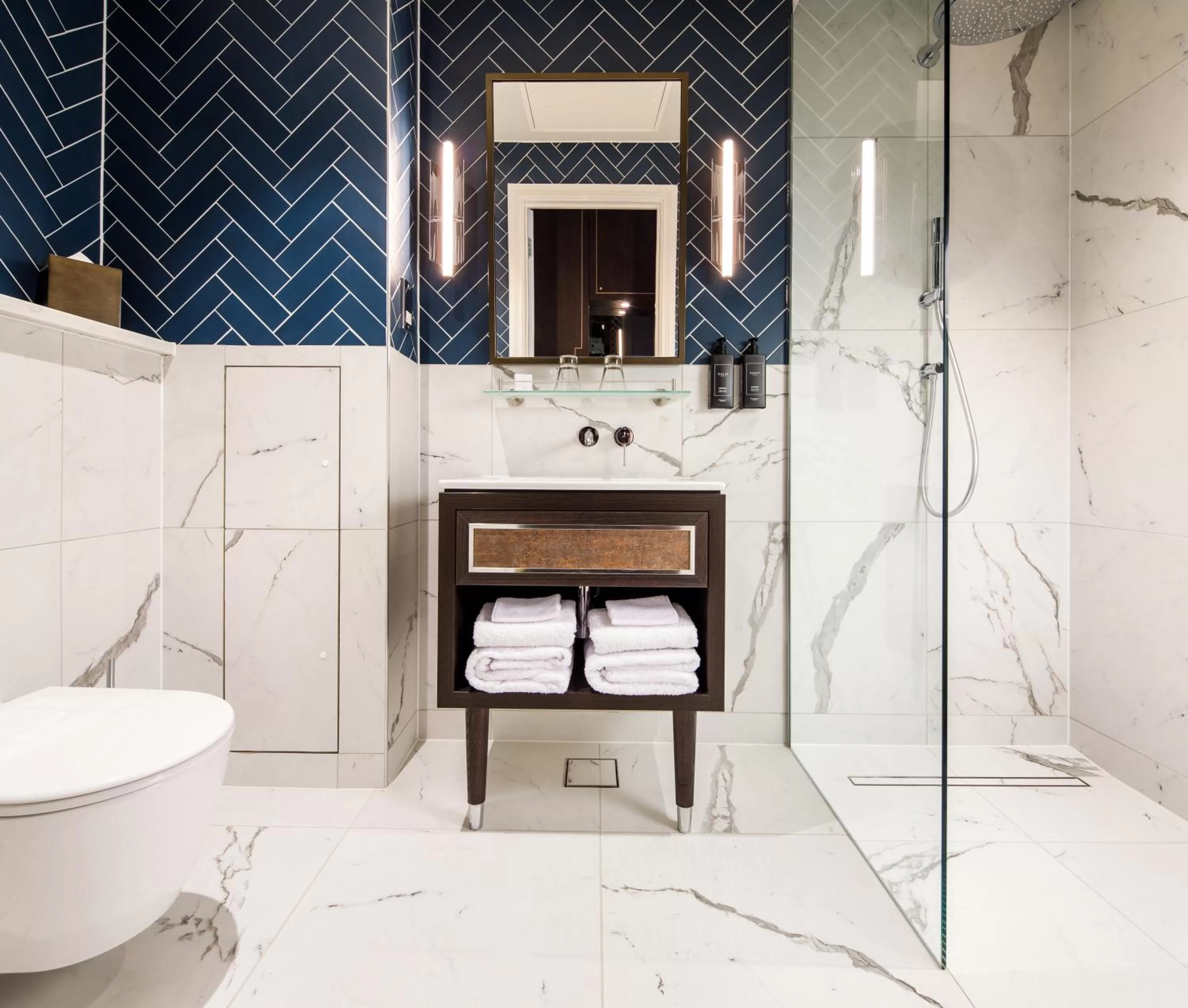 Toilet in The Municipal Hotel Liverpool - MGallery