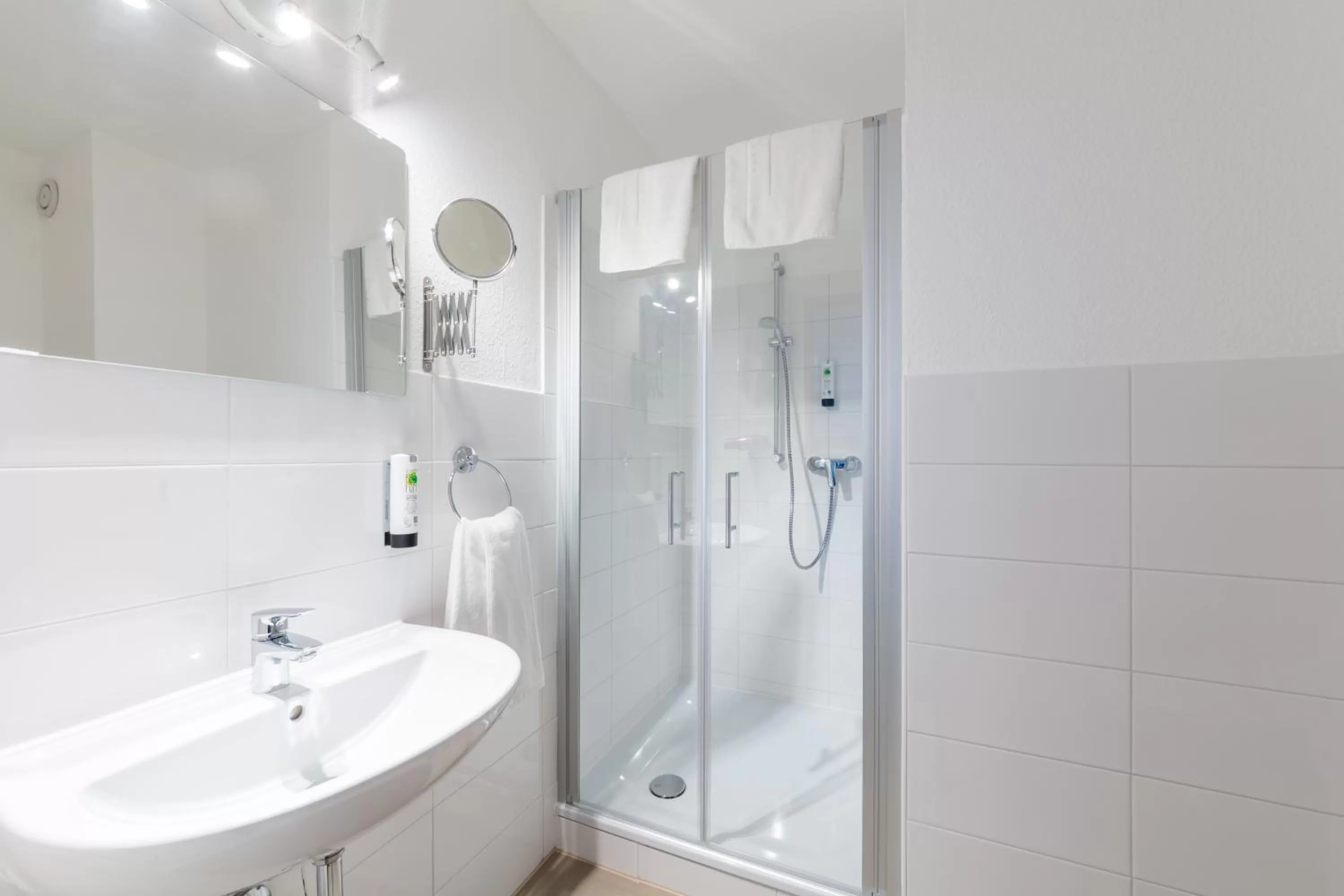 Bathroom in Friends Hotel Bad Salzuflen