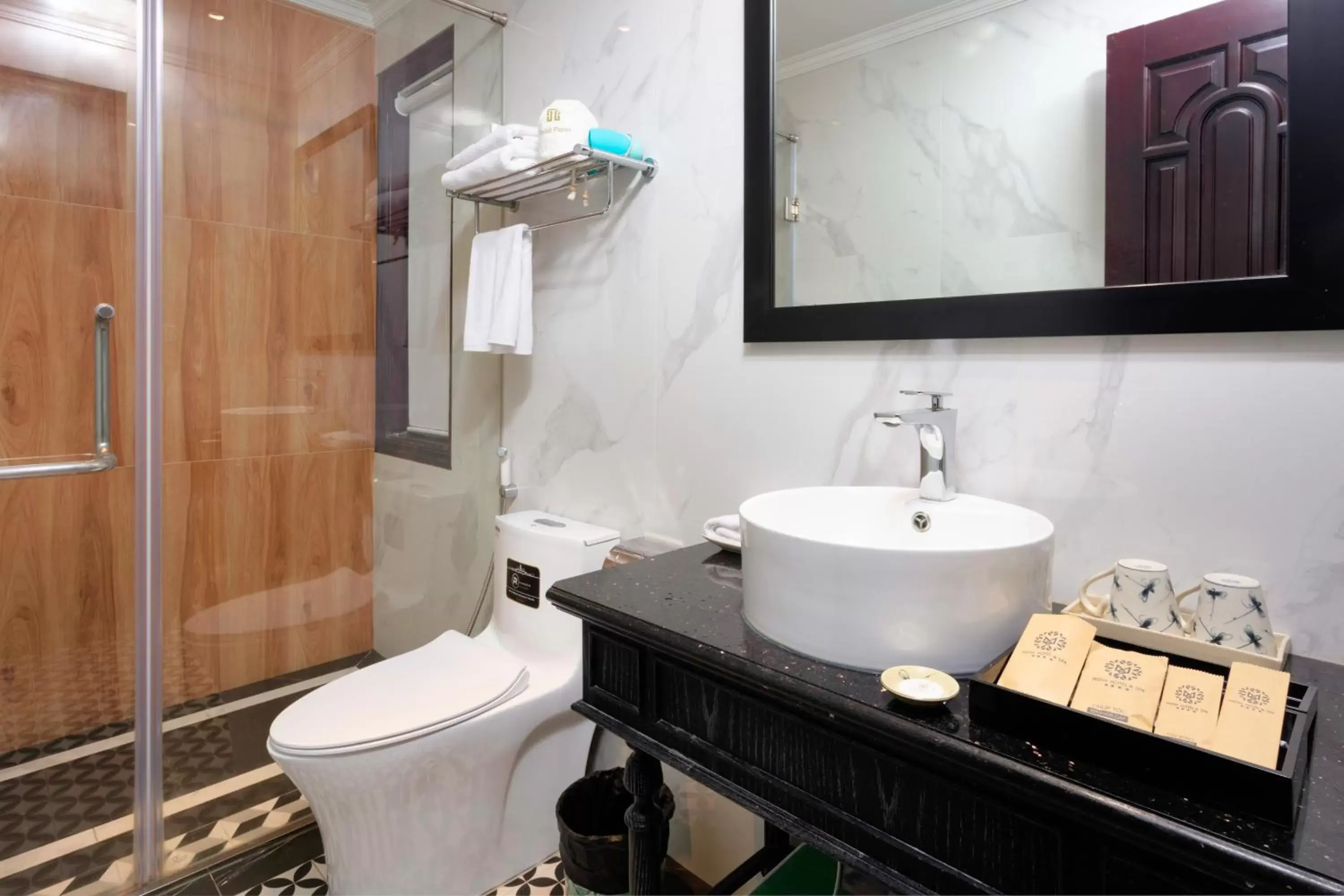 Shower, Bathroom in Hanoi Media Hotel & Spa
