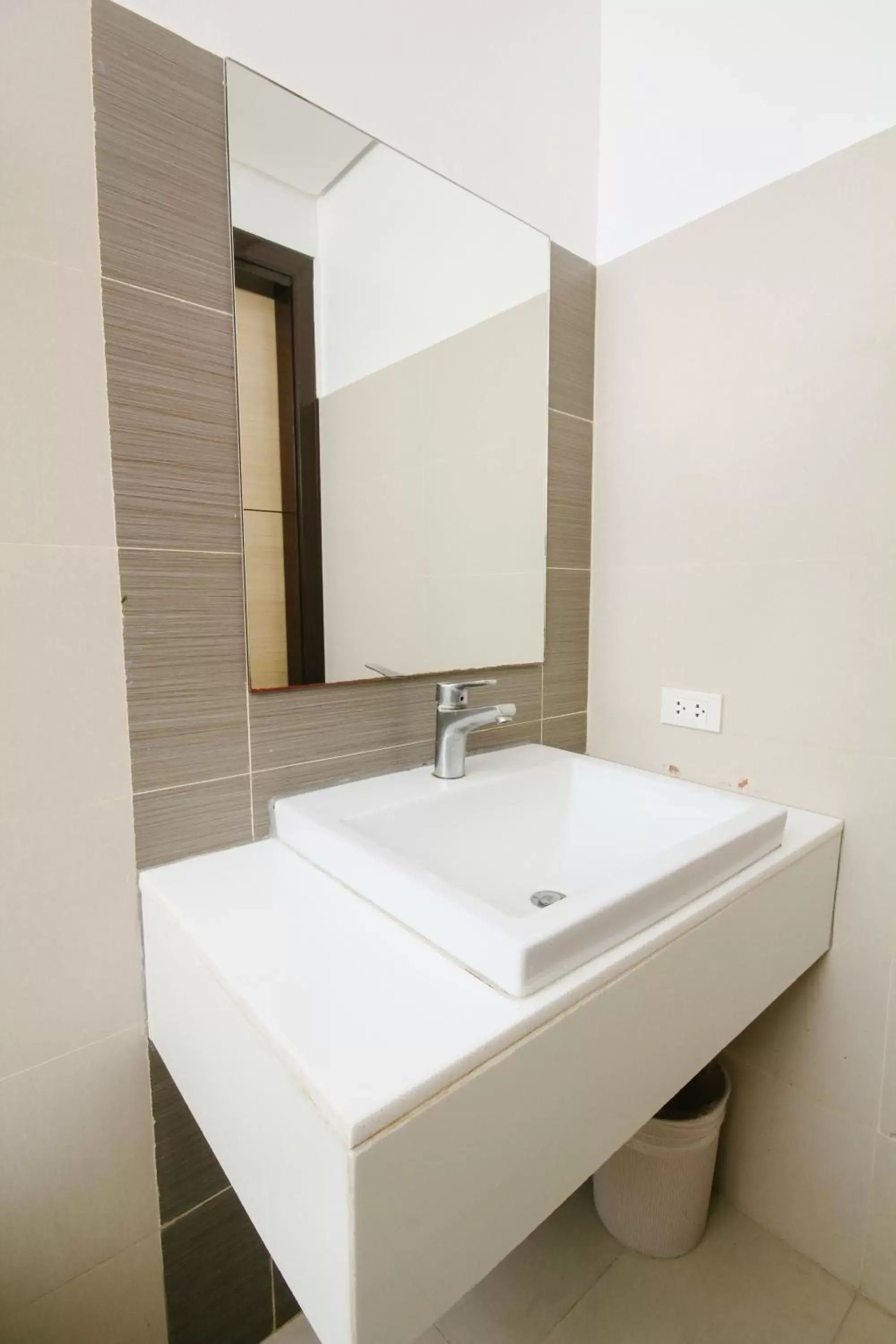 Bathroom in Go Hotels Tacloban