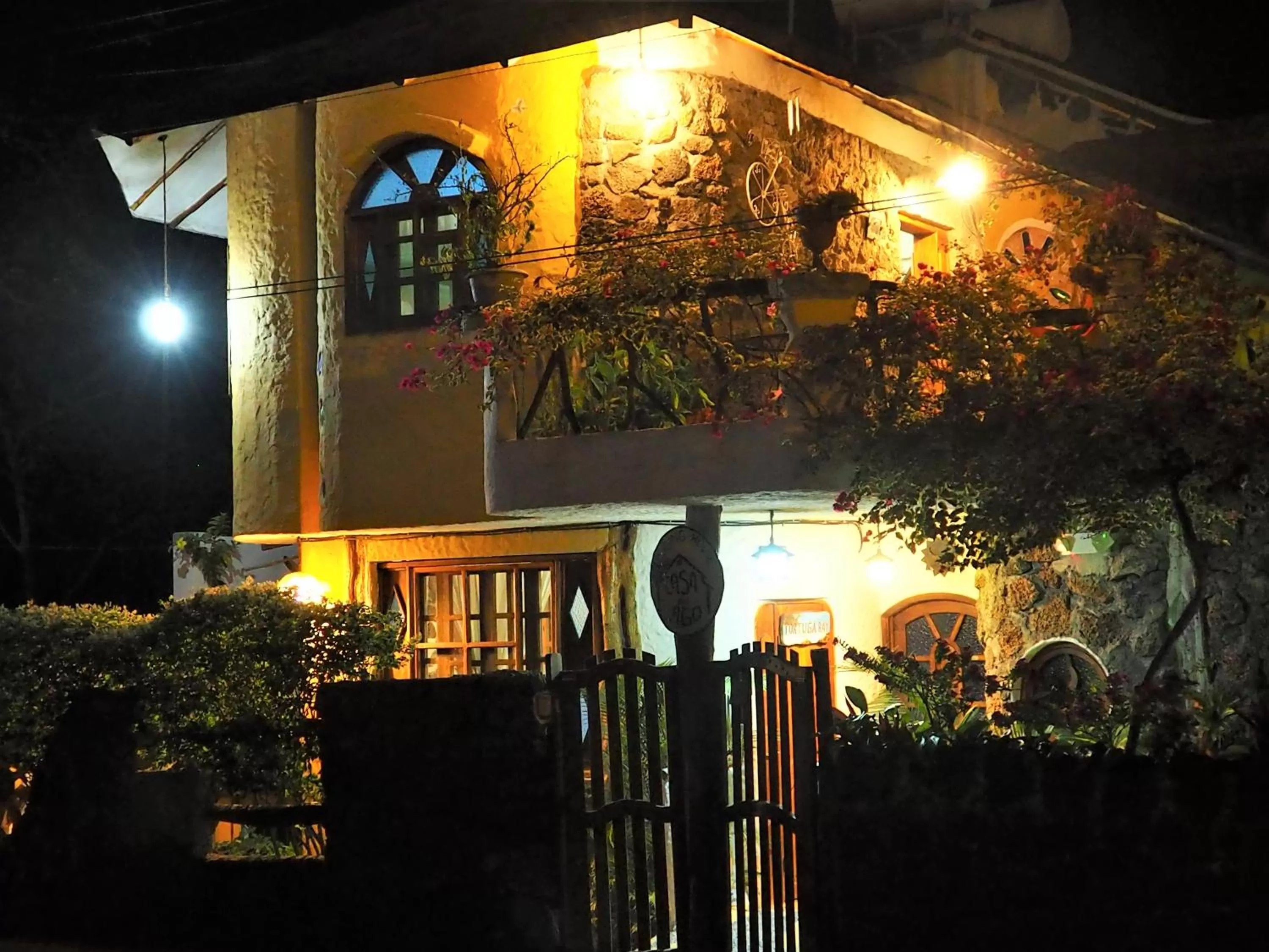 Property building in Casa del Lago Lodging House