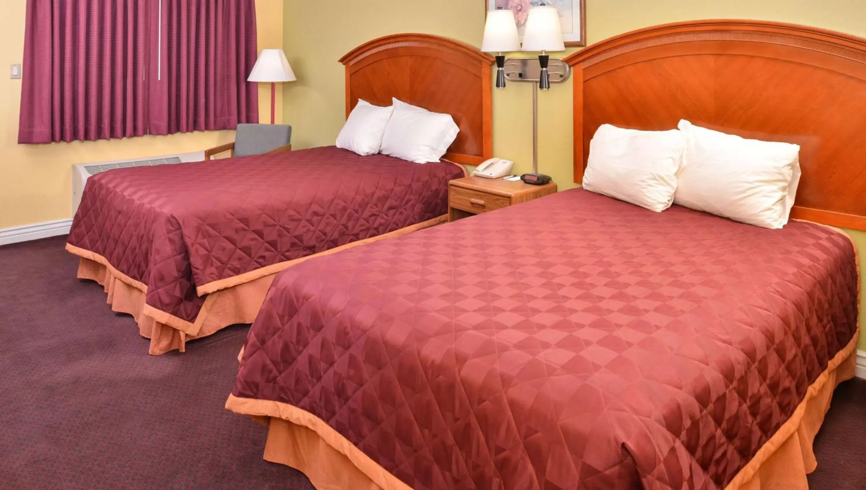 Photo of the whole room, Bed in Magnuson Hotel Blythe Photo of the whole room, Bed in Magnuson Hotel Blythe