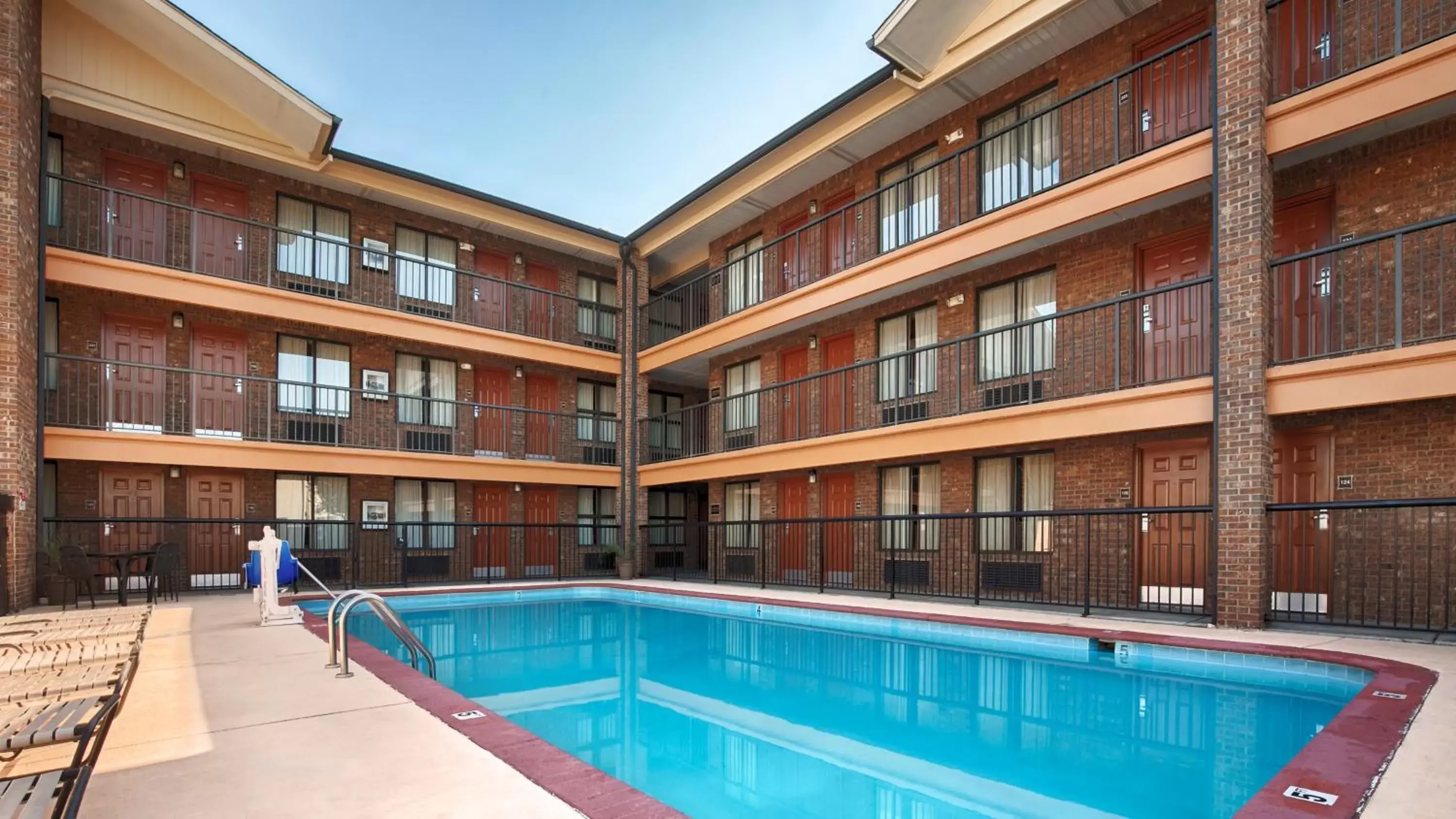 Swimming Pool in Baymont by Wyndham Goodlettsville Nashville