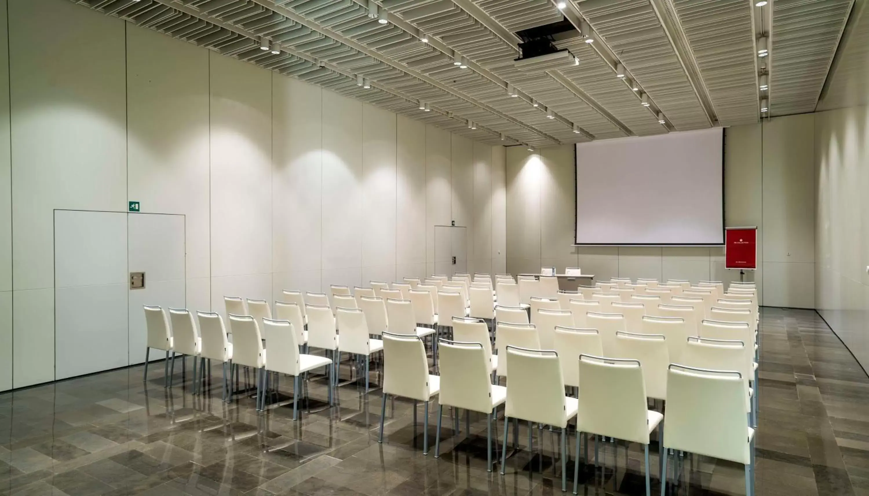 Meeting/conference room in NH Collection Barcelona Constanza