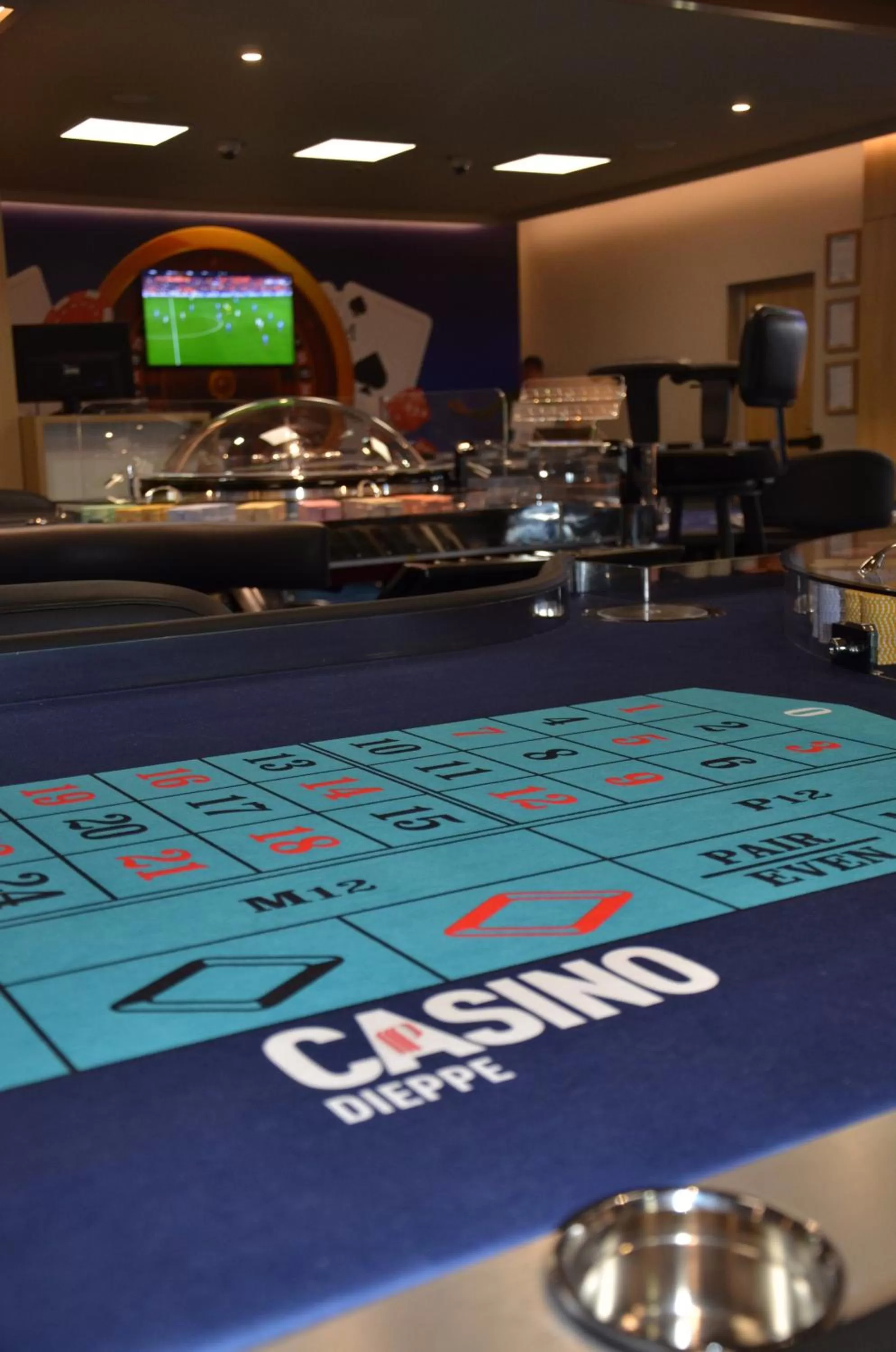Game Room in L'Échappée - Hôtel Casino Dieppe