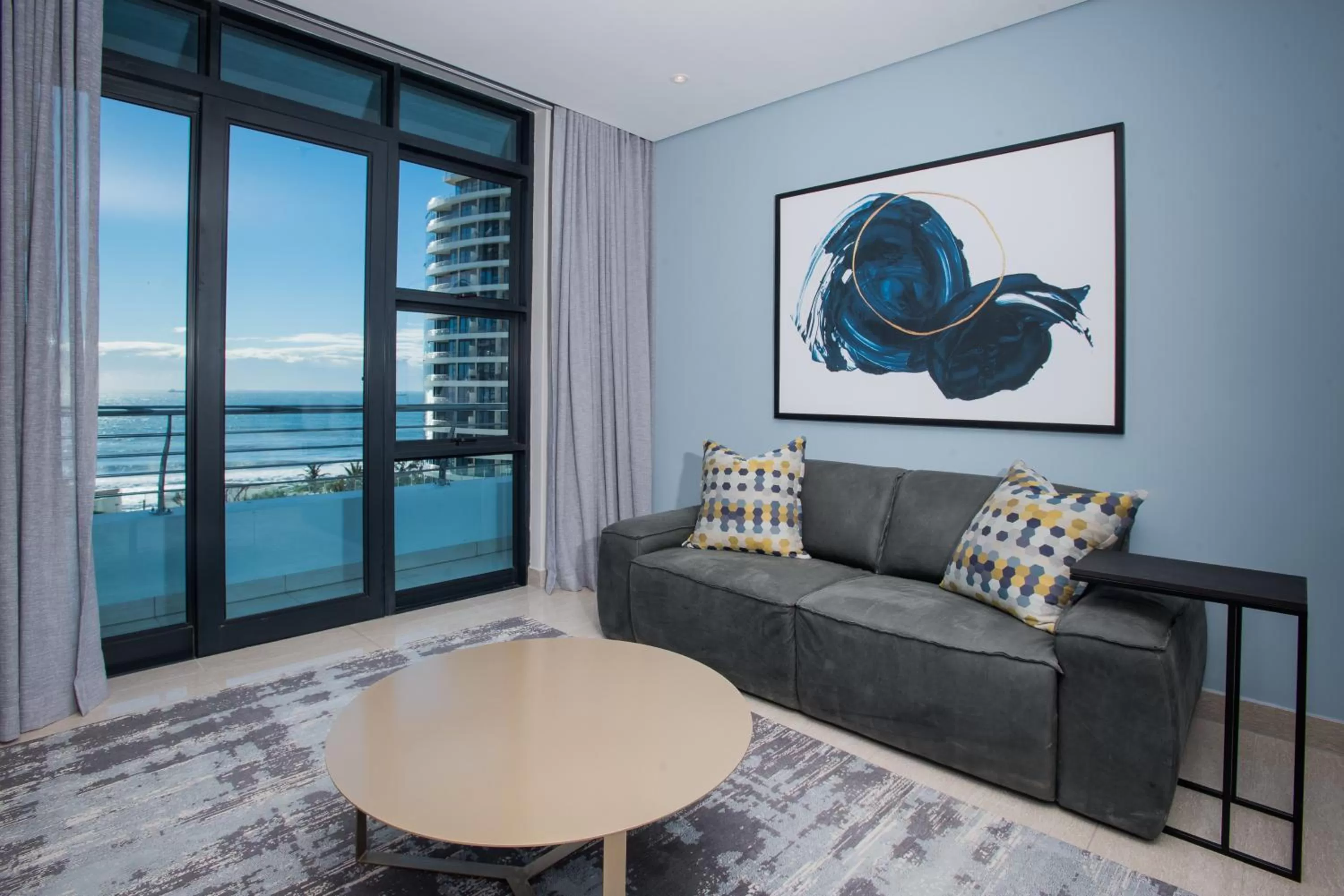 Living room in The Capital Pearls Hotel