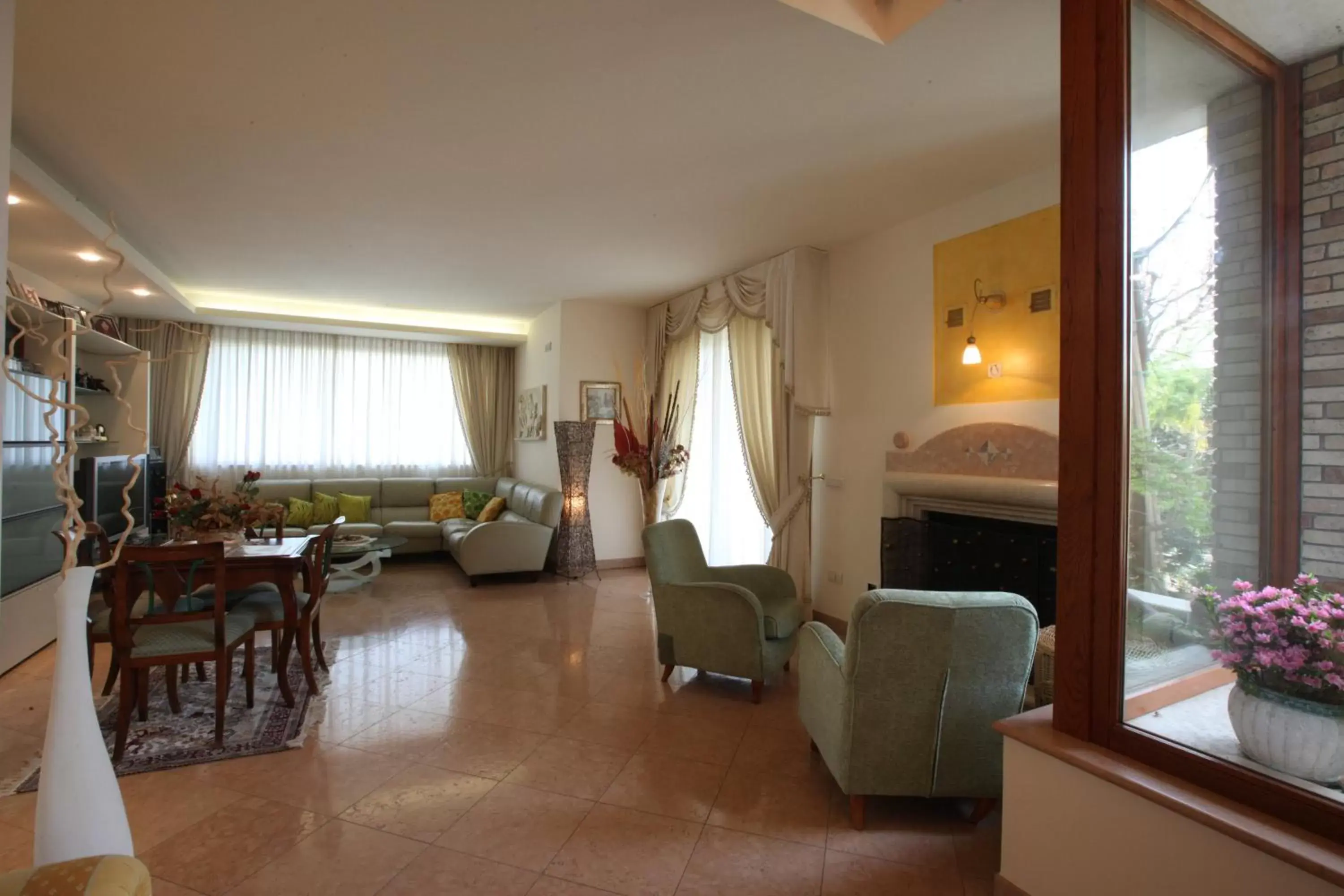 Living room, Seating Area in Villa Gioia Rooms